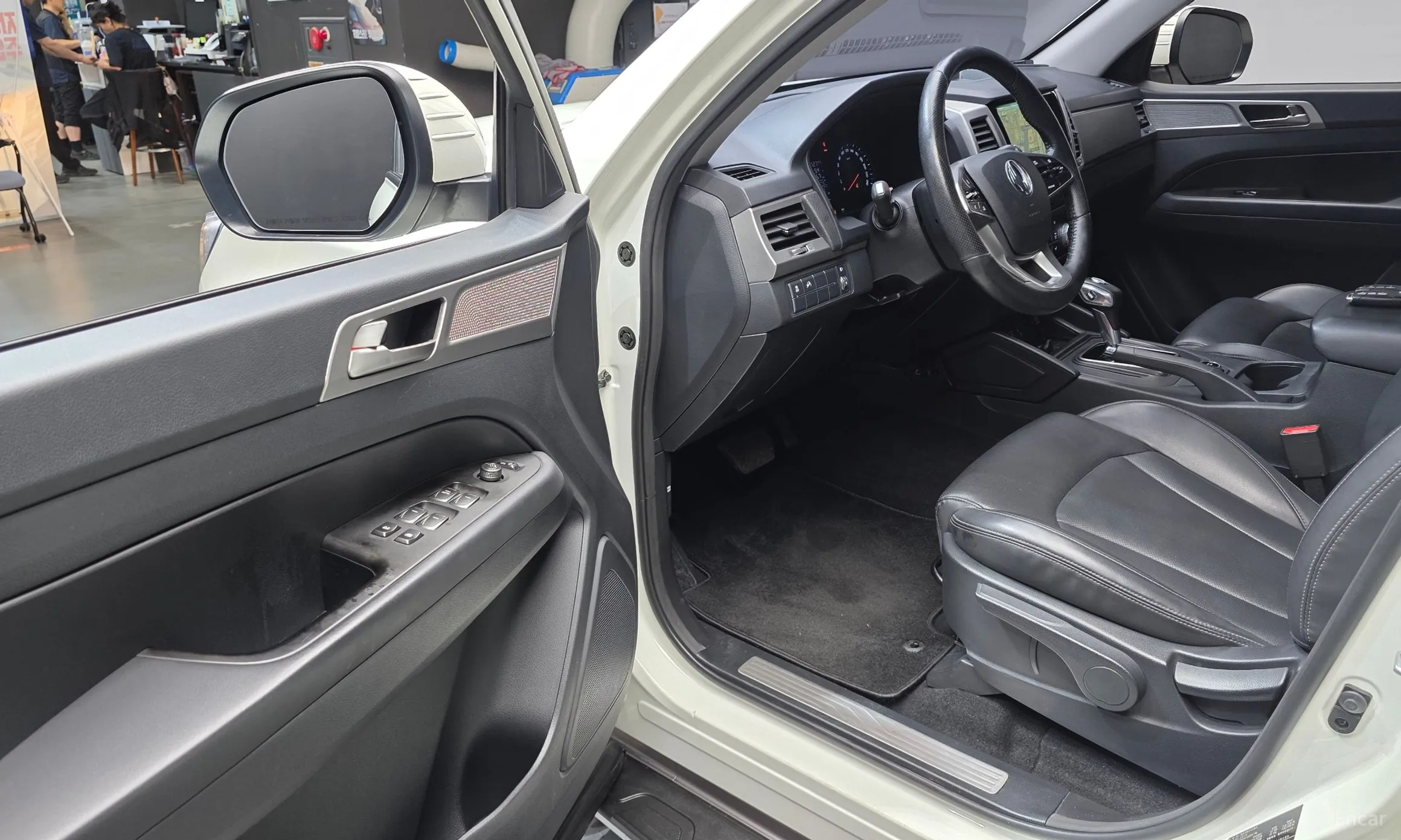 KG Mobility (SsangYong) Rexton Sports превью 10