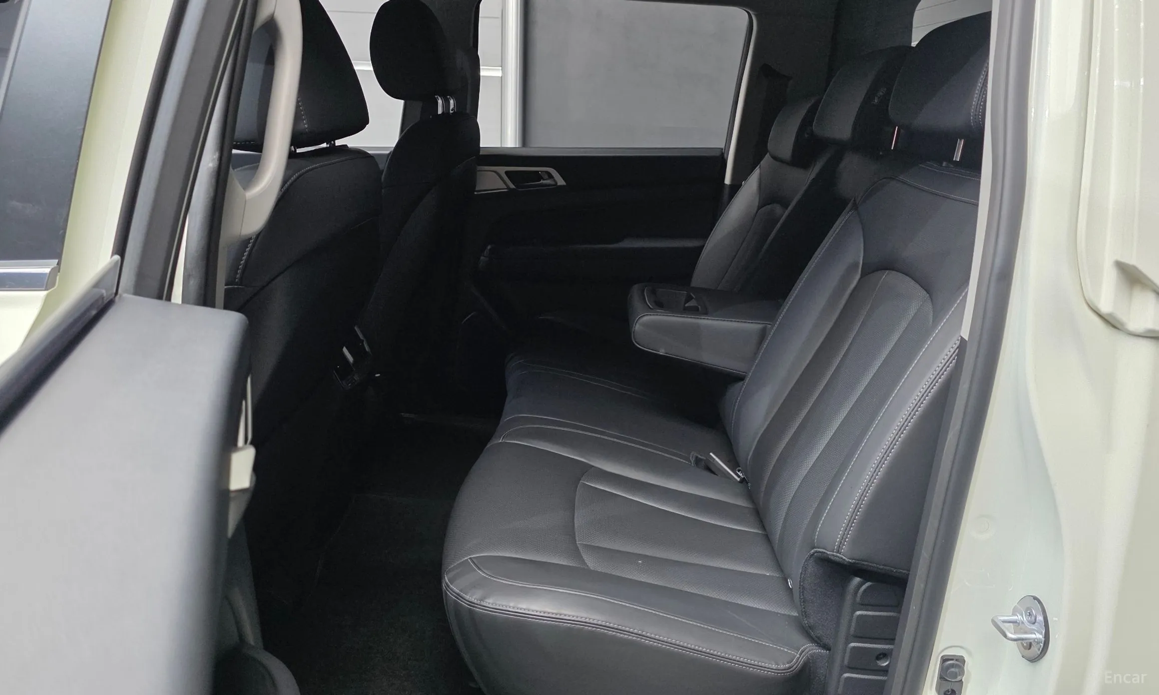 KG Mobility (SsangYong) Rexton Sports превью 12