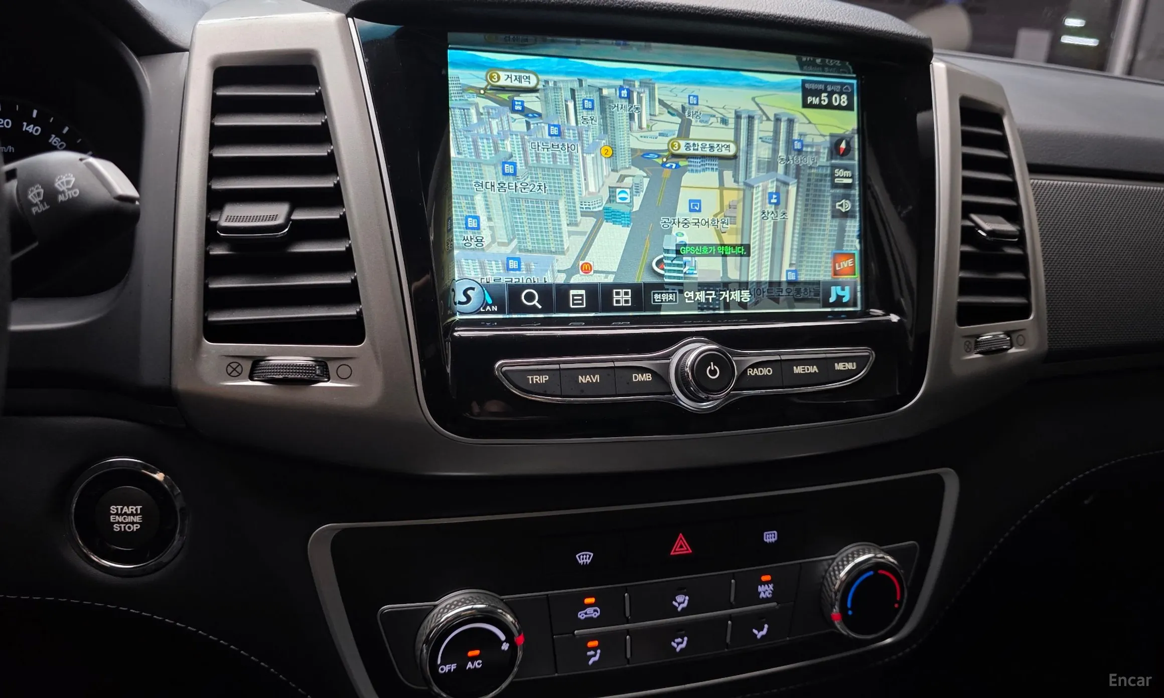 KG Mobility (SsangYong) Rexton Sports превью 14