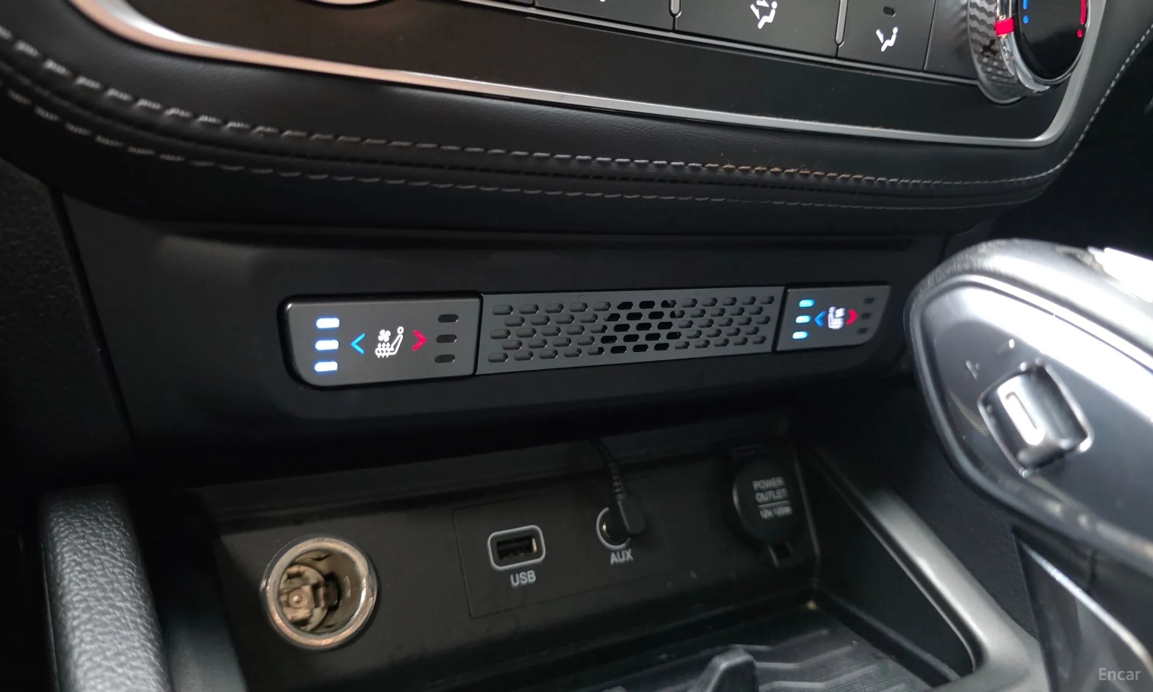 KG Mobility (SsangYong) Rexton Sports превью 17