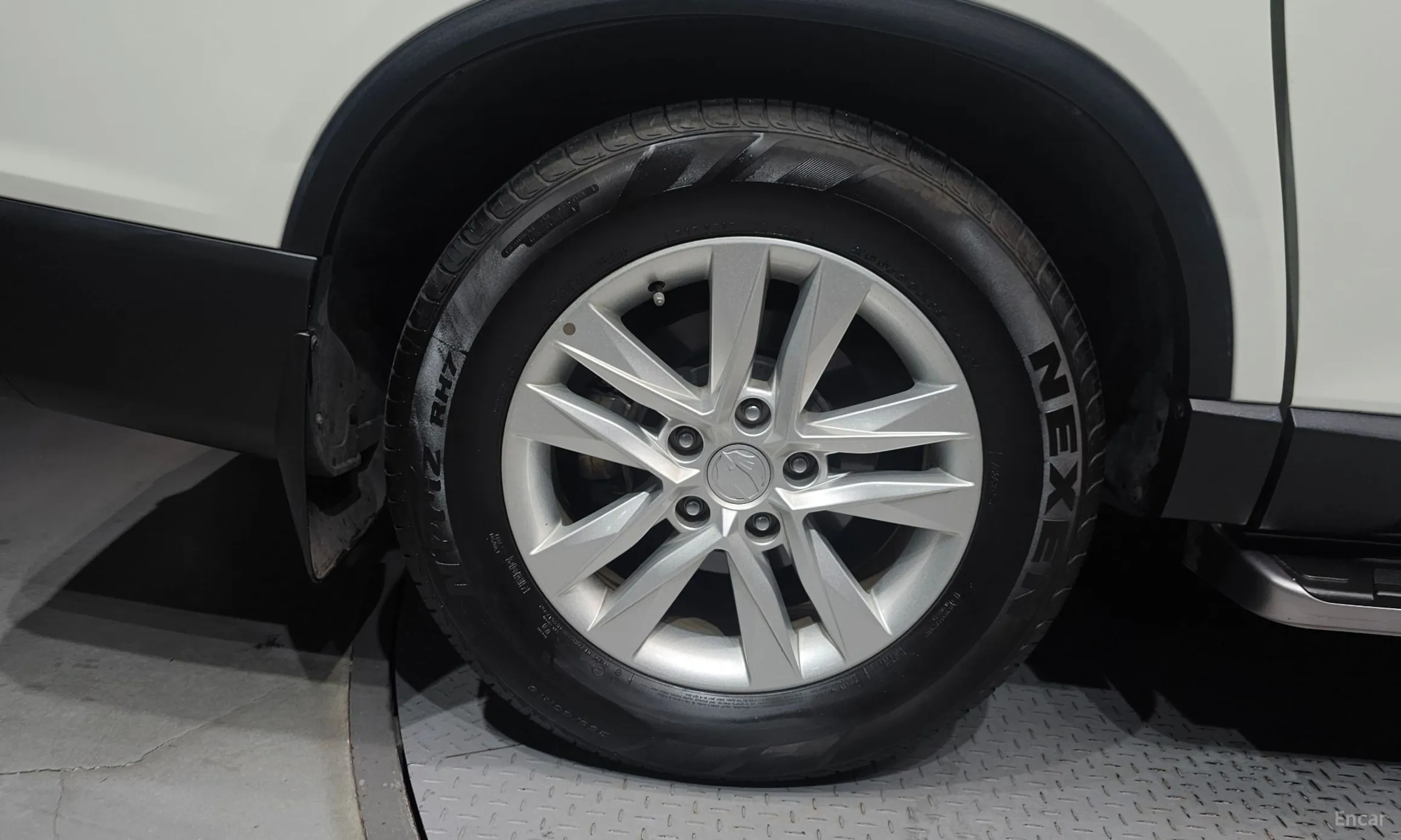 KG Mobility (SsangYong) Rexton Sports превью 5