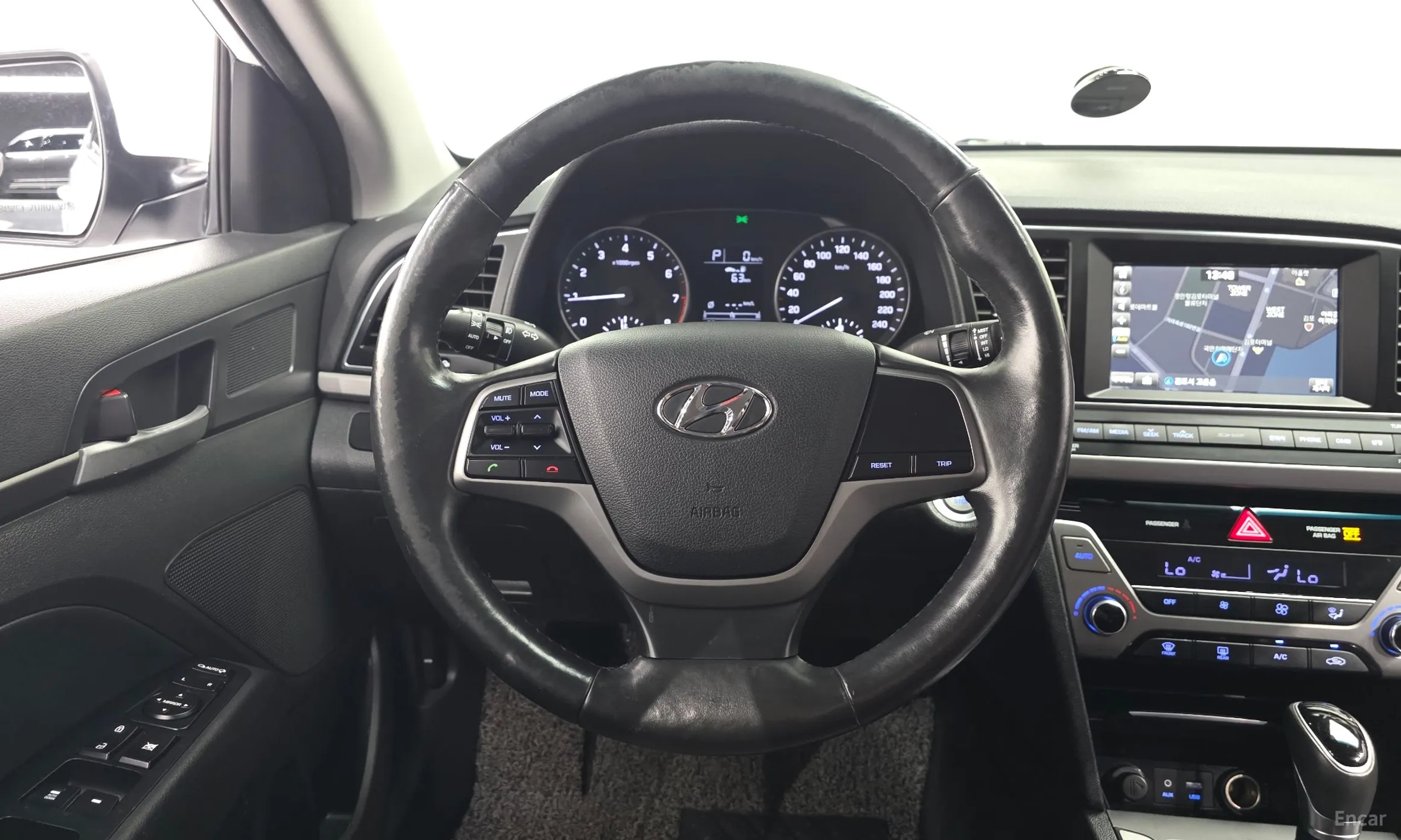 Hyundai Avante AD превью 12
