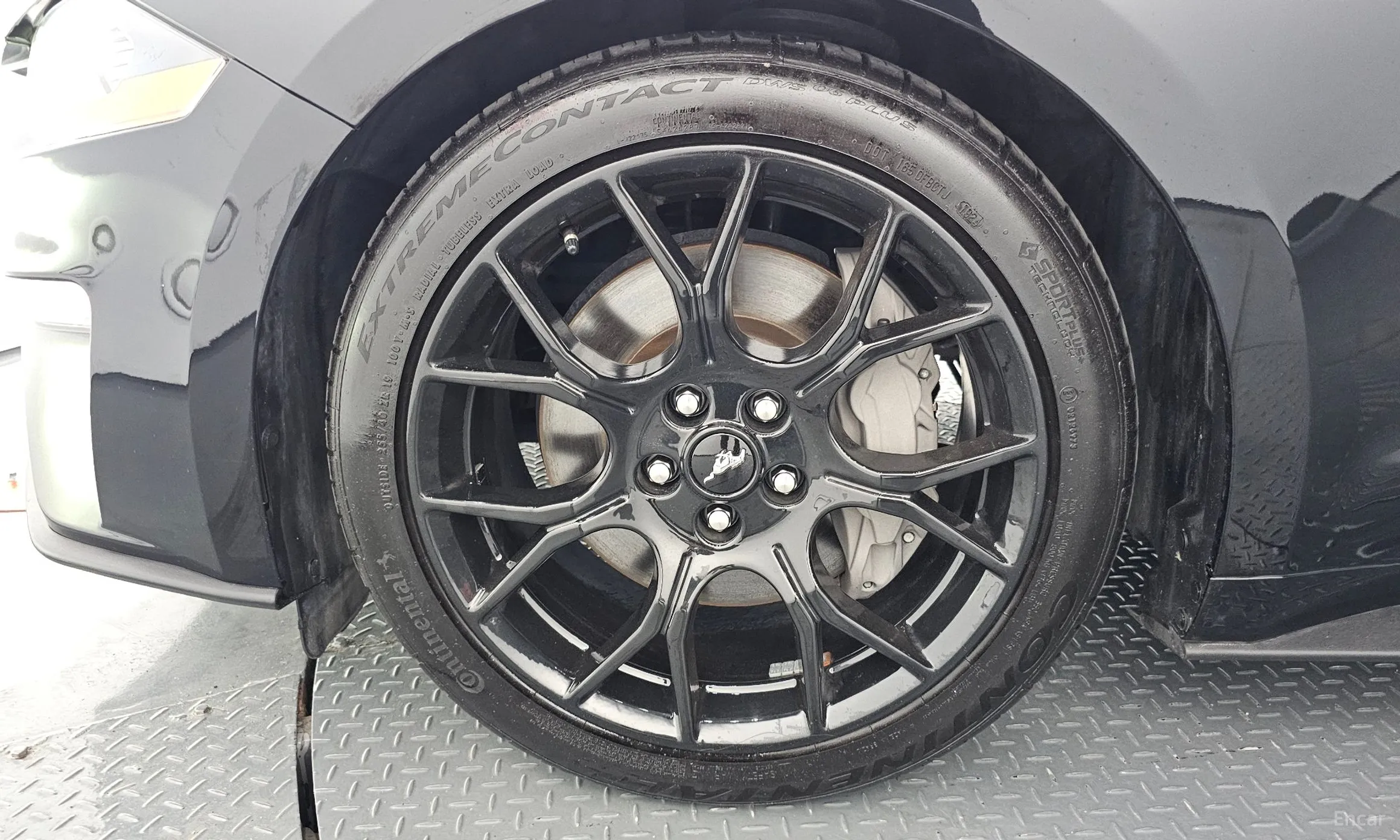 Ford Mustang превью 5