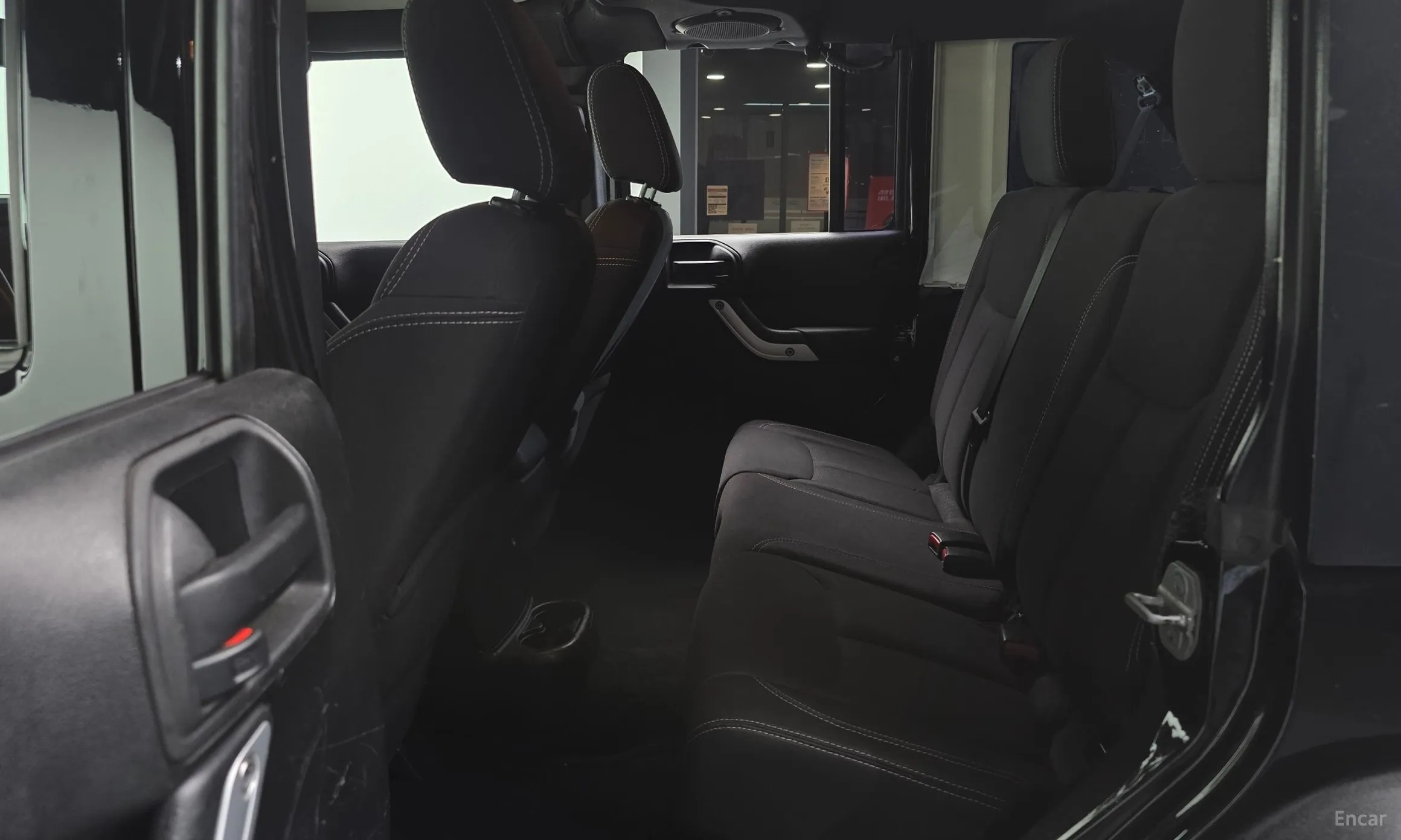 Jeep Wrangler (JK) превью 11