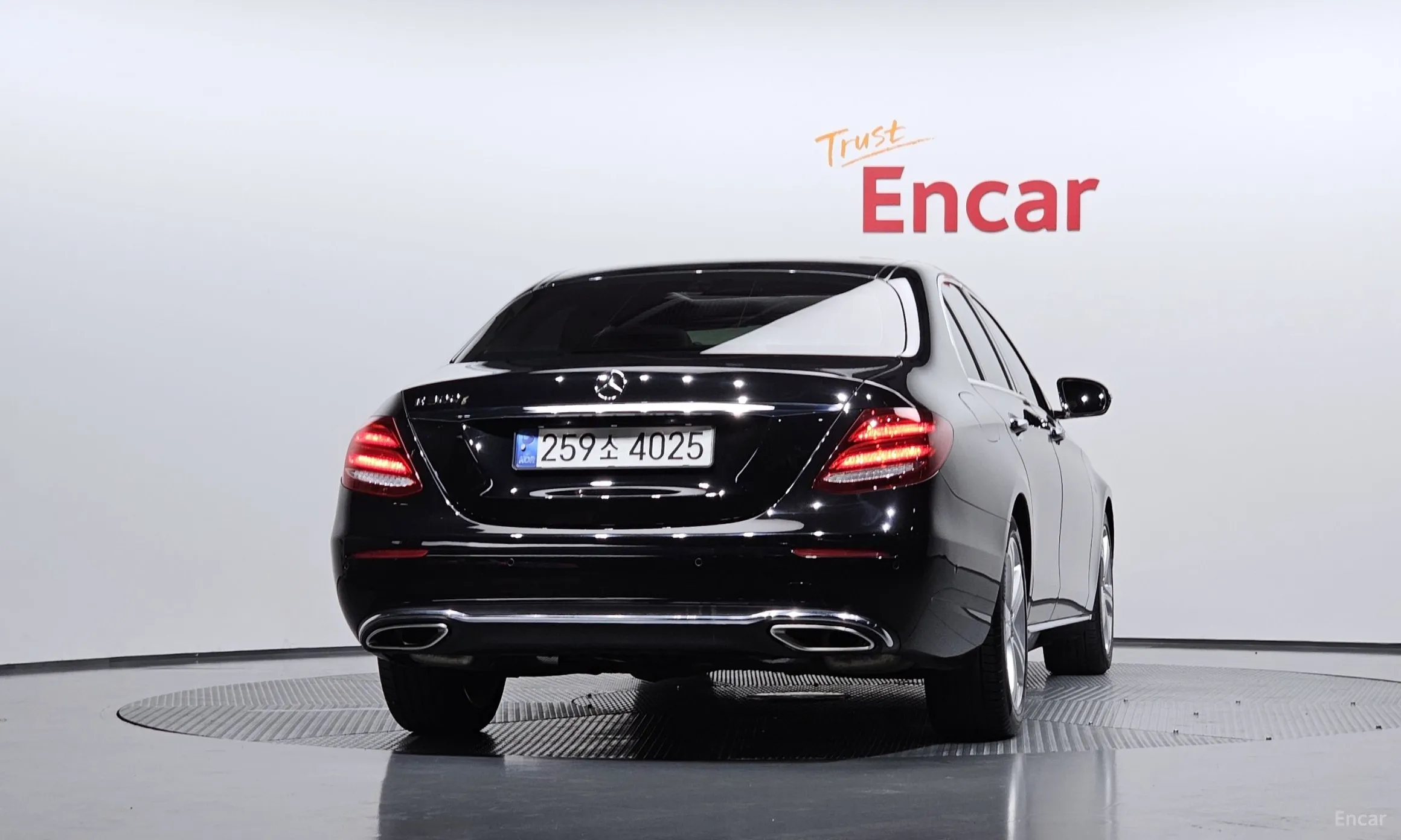 Mercedes Benz E-Class W213 превью 4