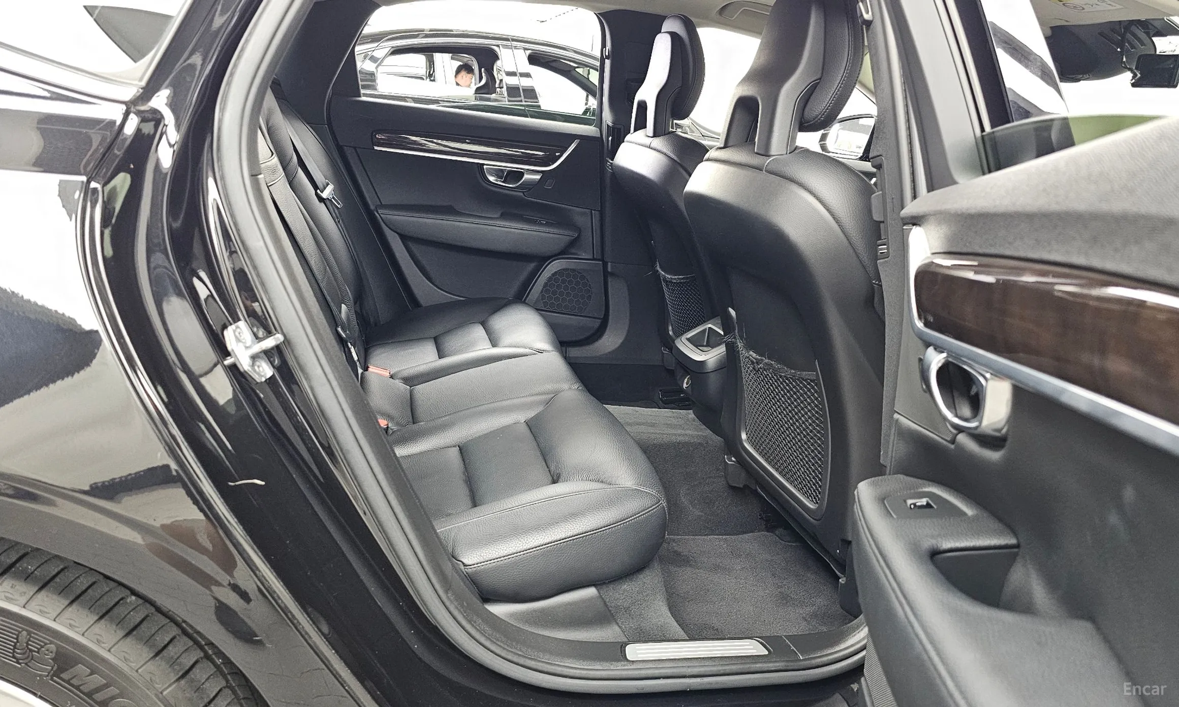 Volvo S90 превью 12
