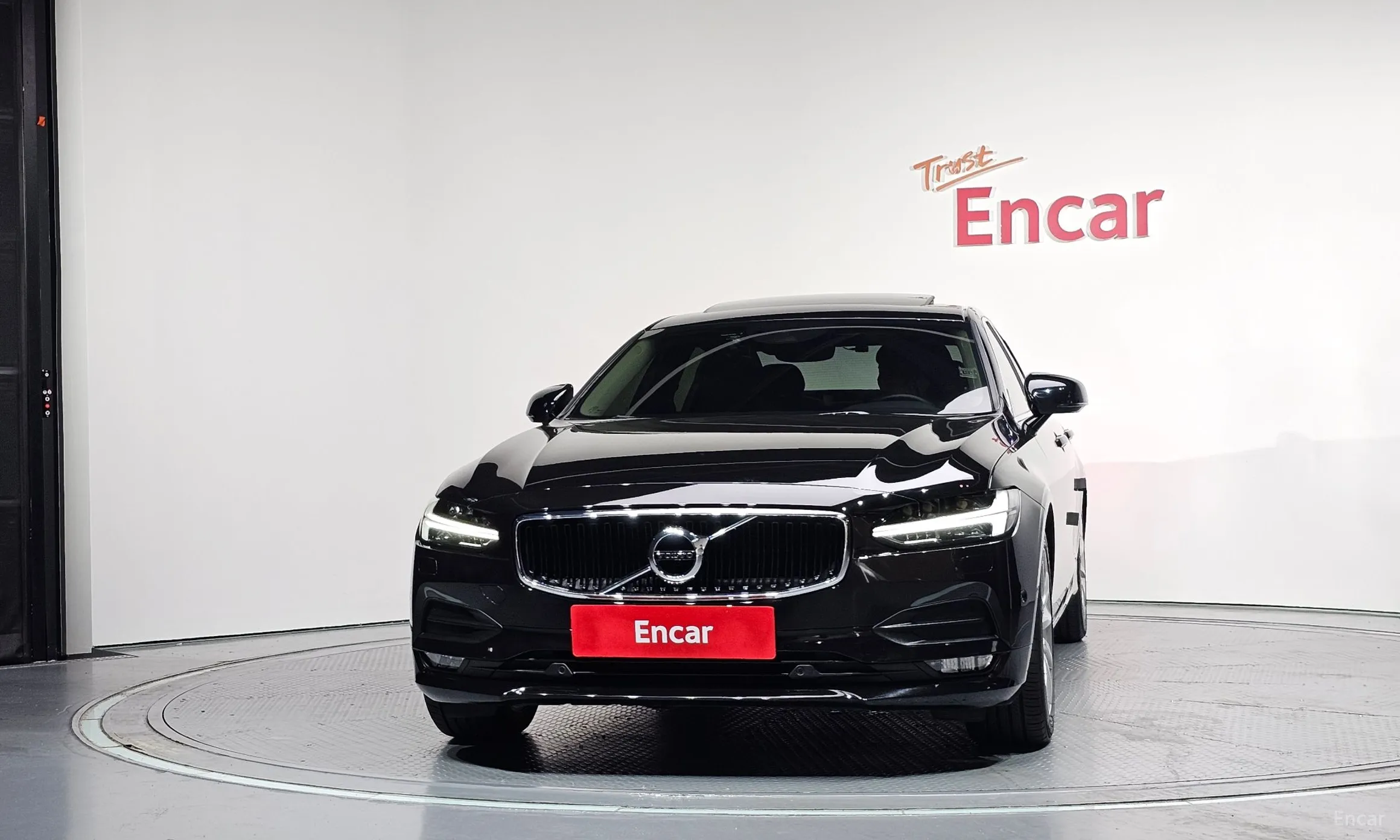 Volvo S90 превью 3