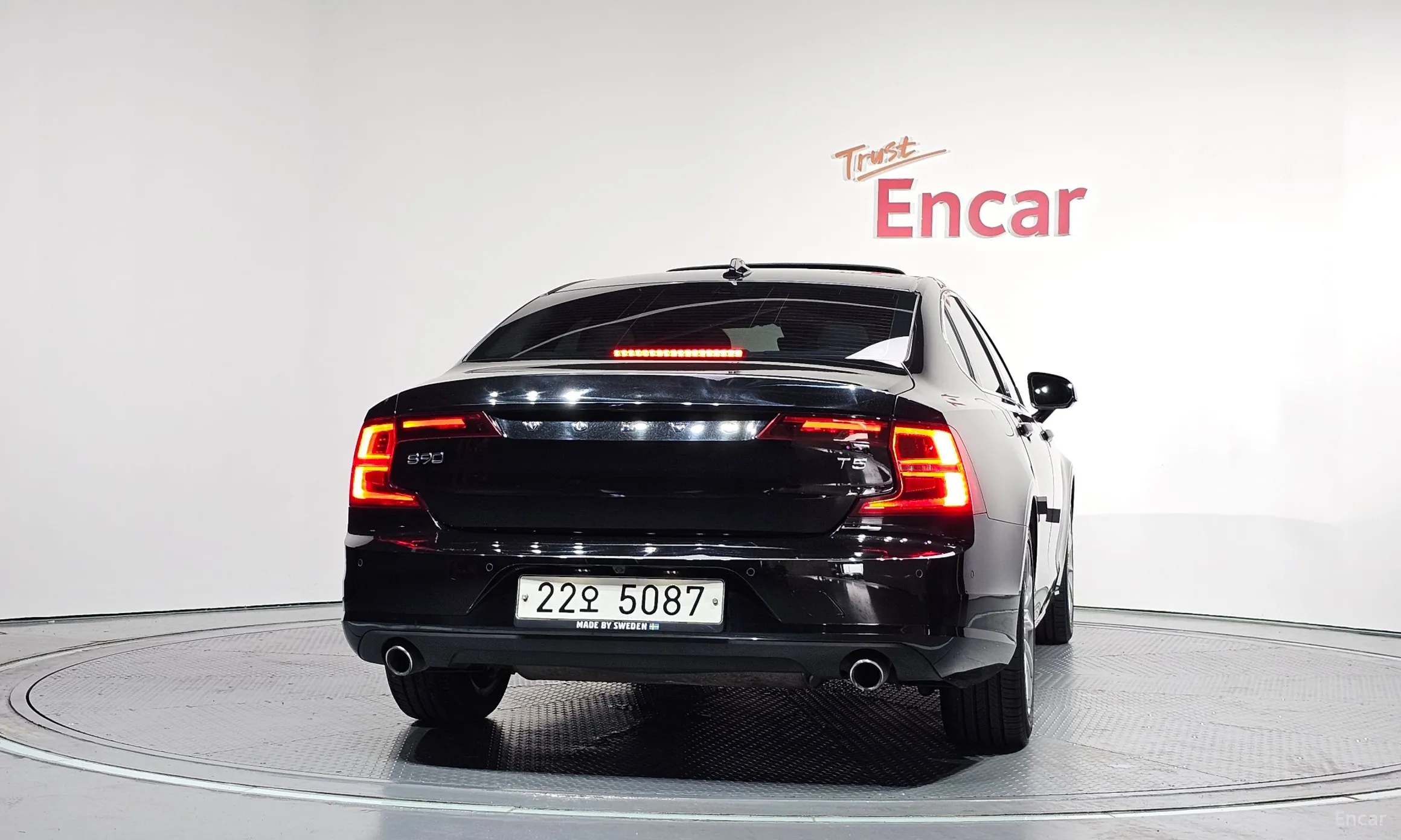 Volvo S90 превью 4