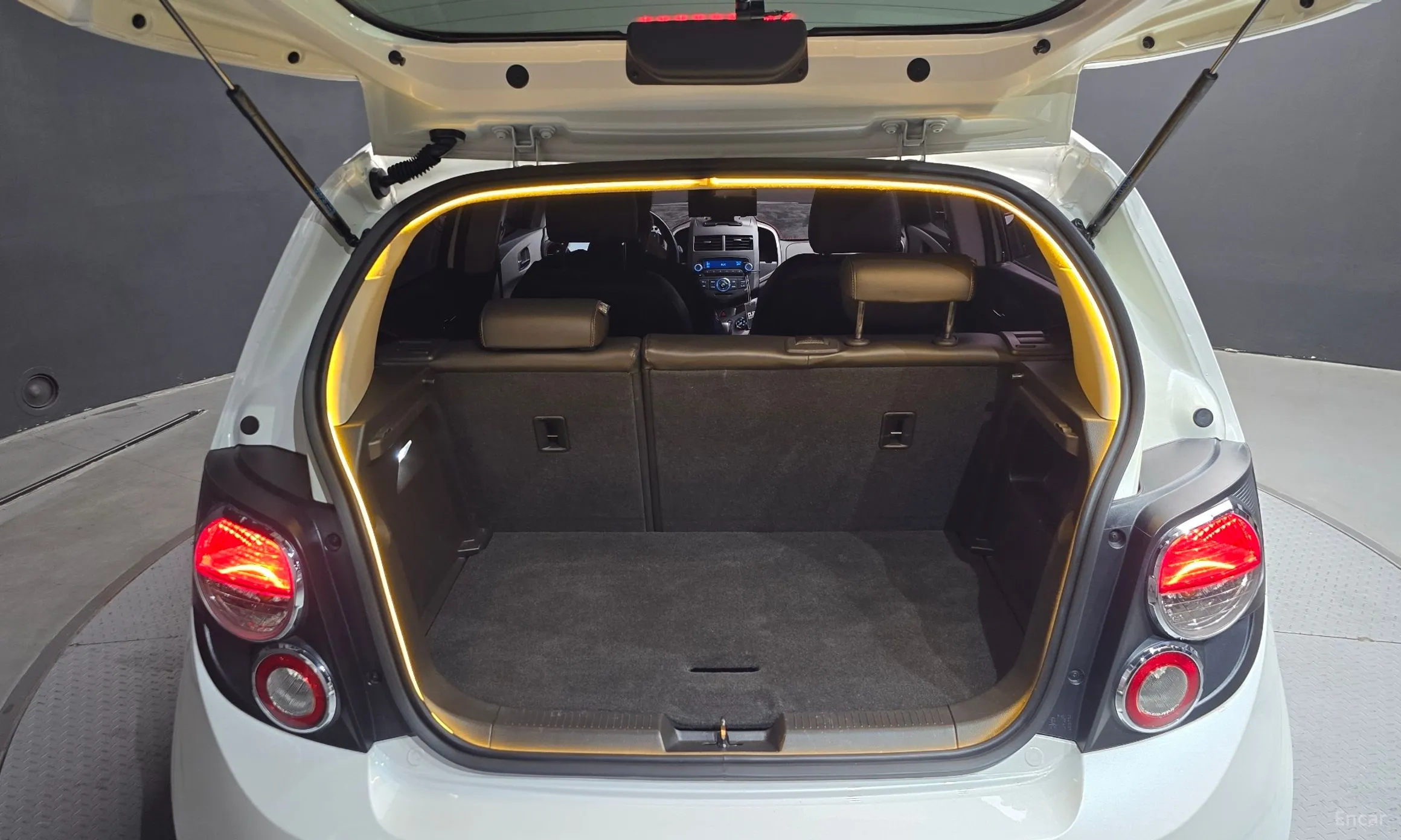 Chevrolet (GM Daewoo) Aveo Hatchback превью 20