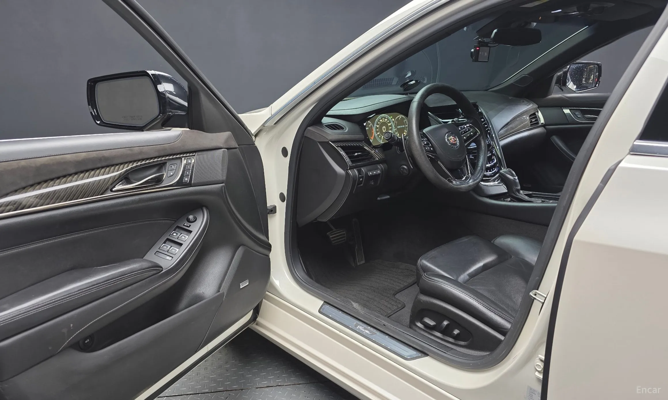 Cadillac CTS Gen 3 превью 10