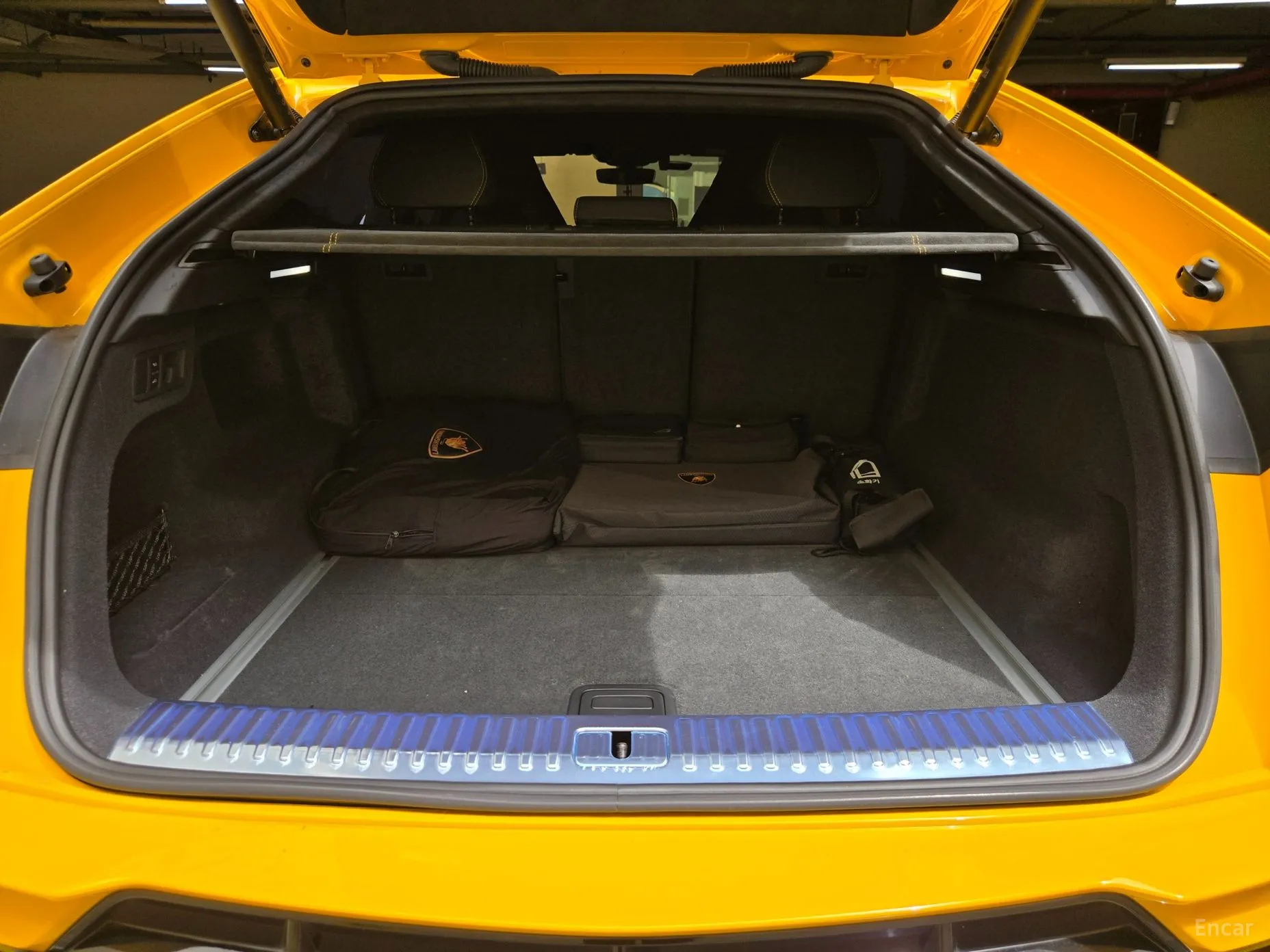Lamborghini Urus превью 16