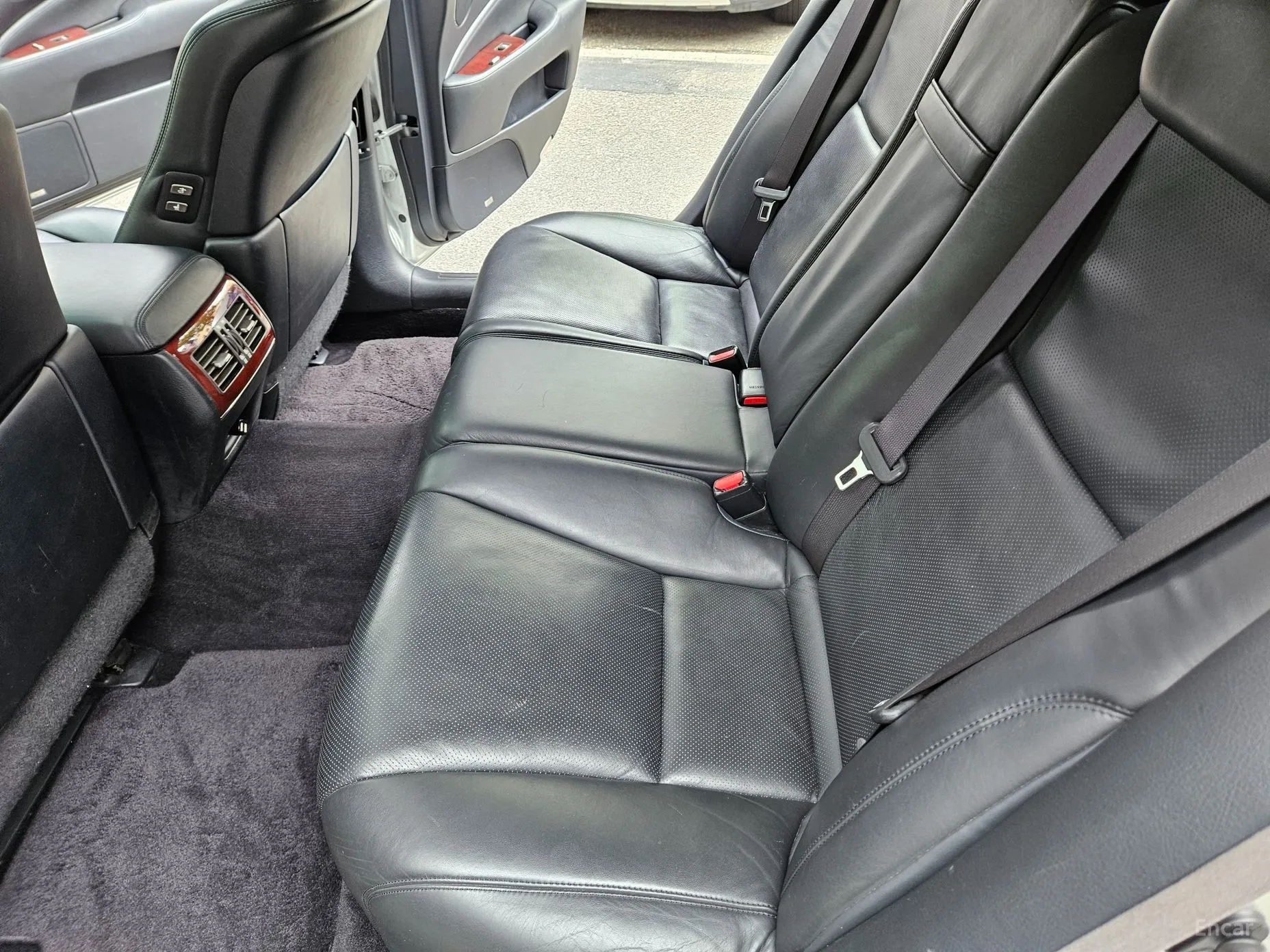 Lexus LS460 превью 13