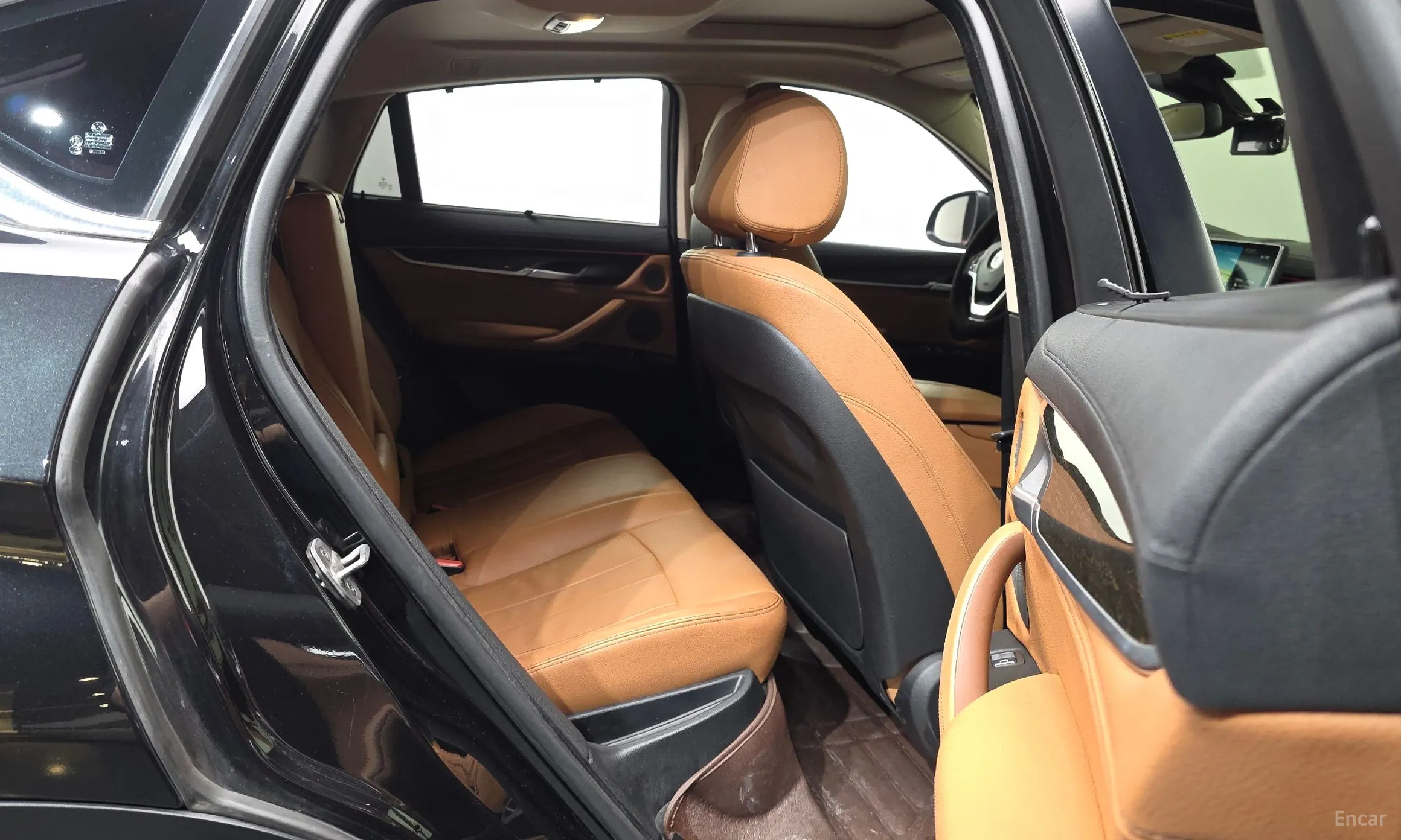 BMW X6 (F16) превью 12