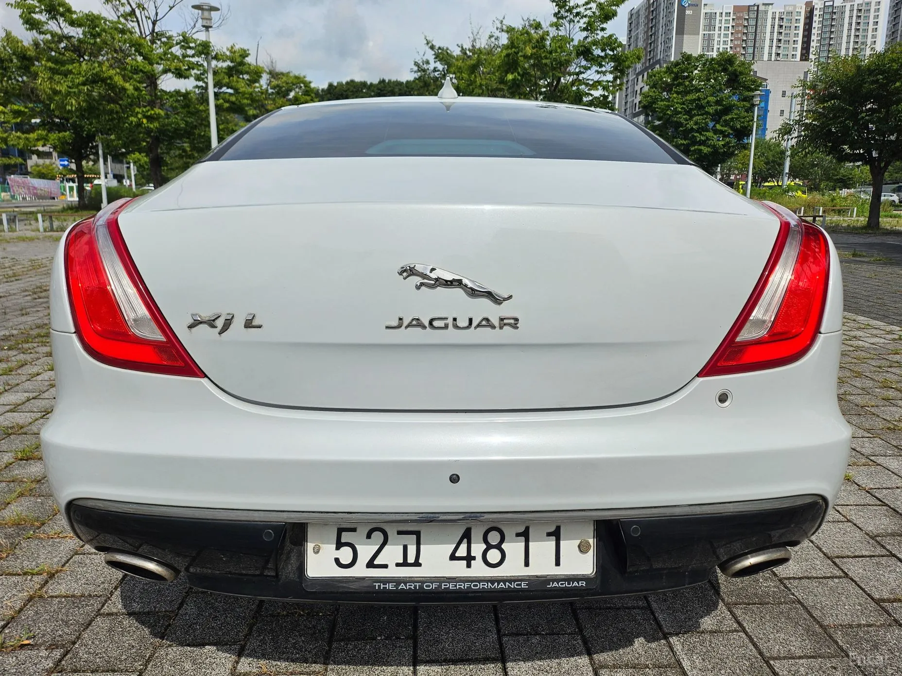 Jaguar All New XJ превью 7