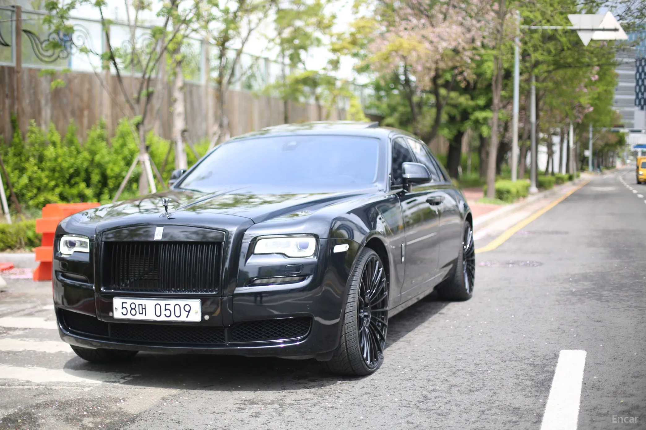 Rolls-Royce Ghost превью 3