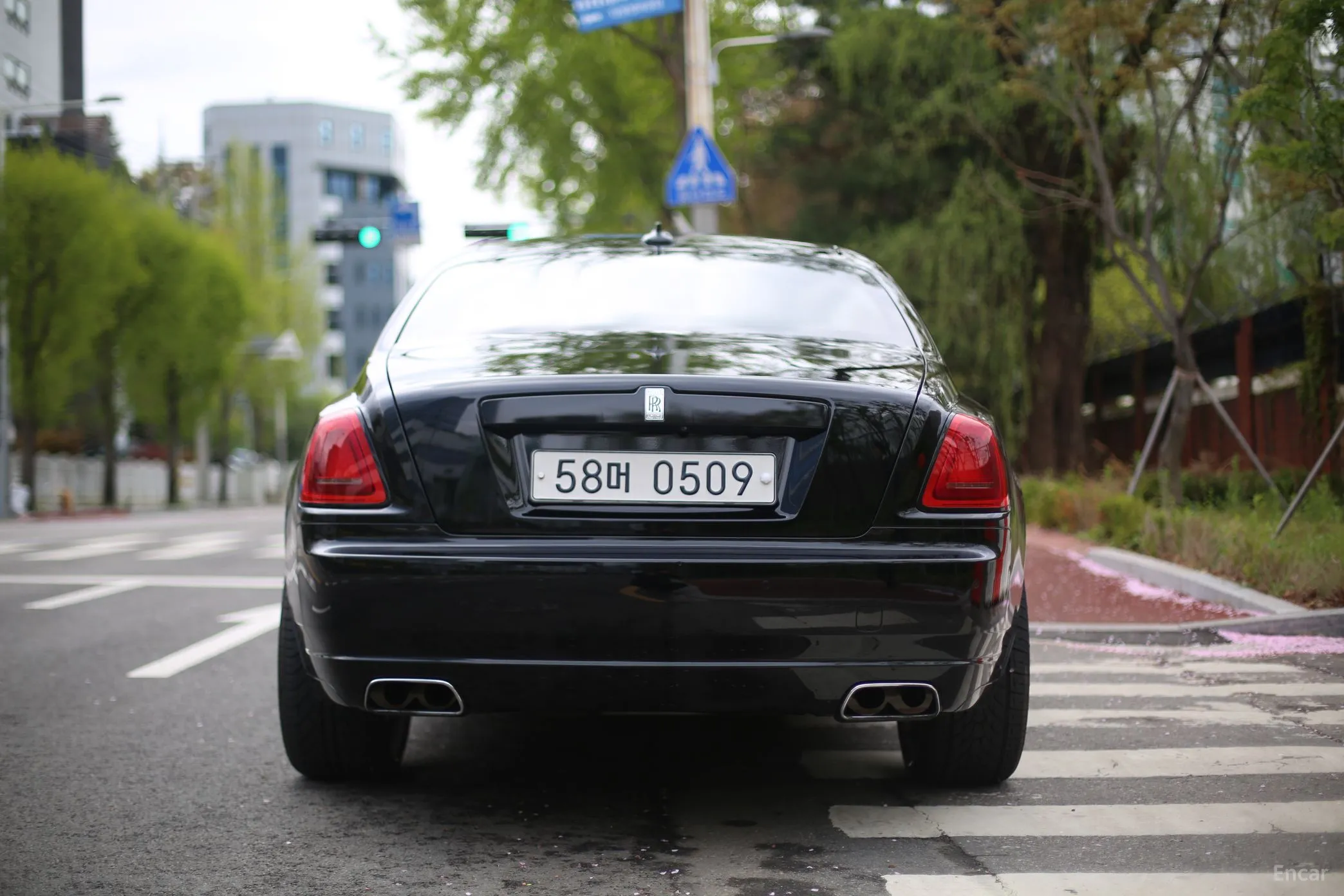 Rolls-Royce Ghost превью 4