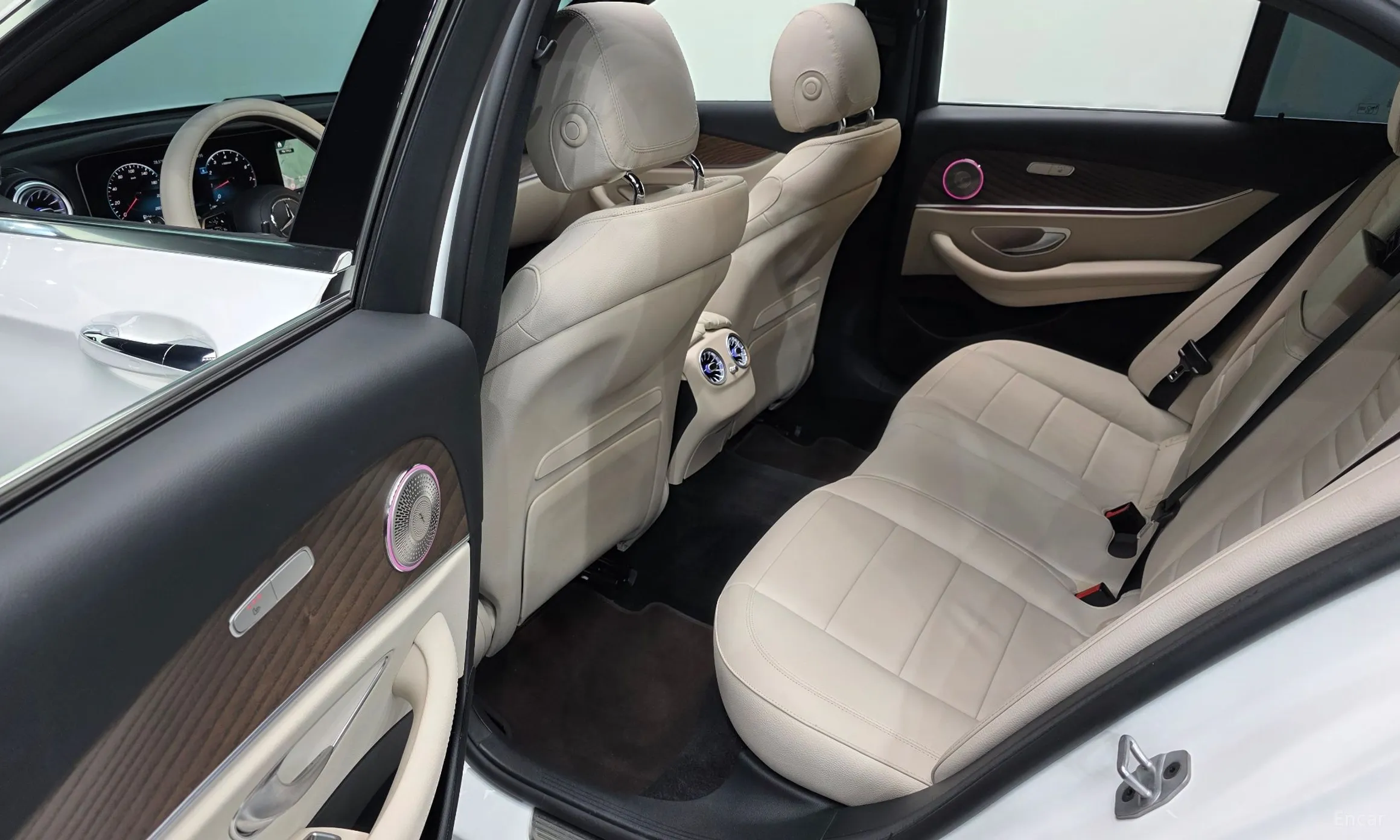 Mercedes Benz E-Class W213 превью 12