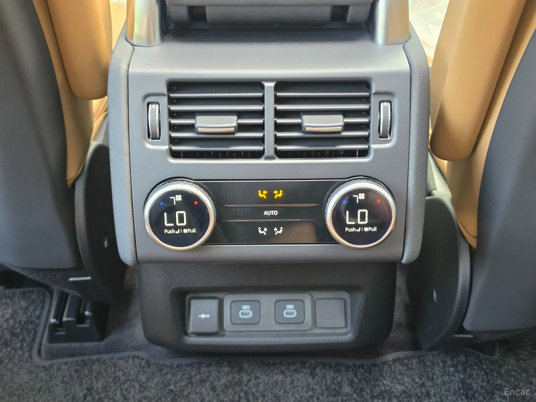 Land Rover Discovery 5 превью 13