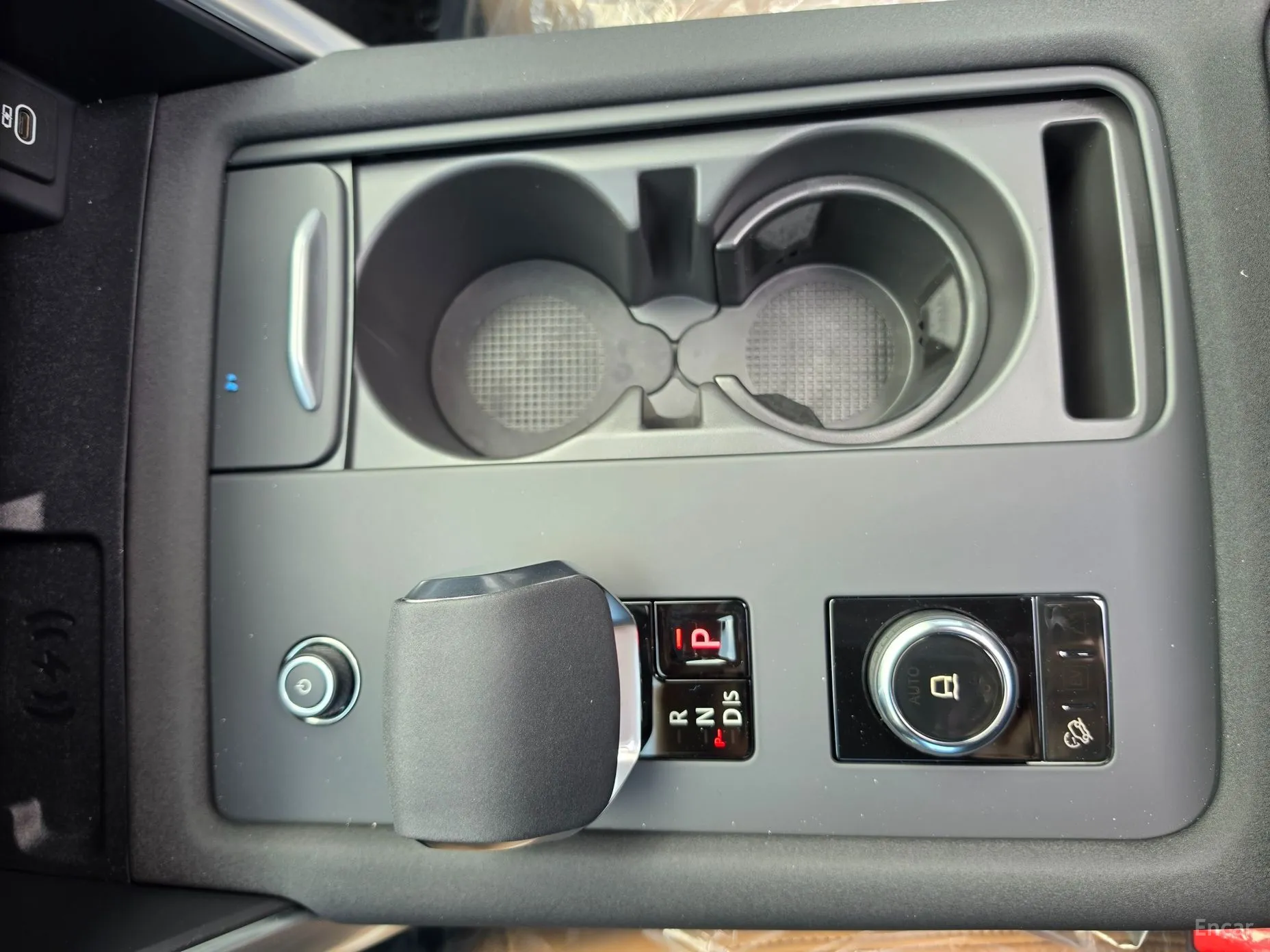 Land Rover Discovery 5 превью 17