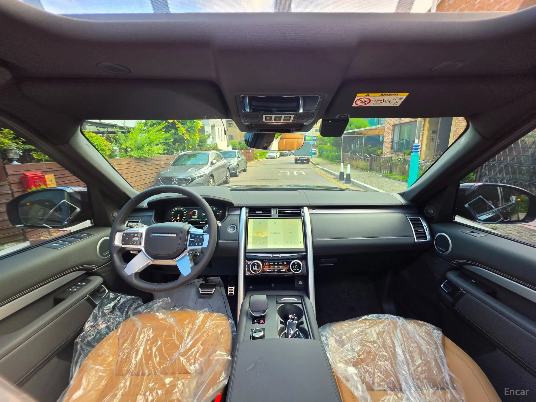 Land Rover Discovery 5 превью 7