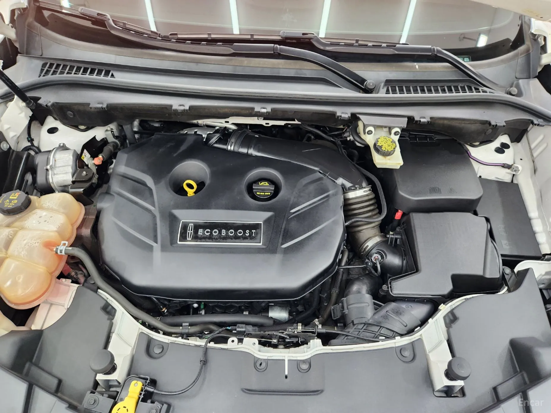 Lincoln MKC превью 19