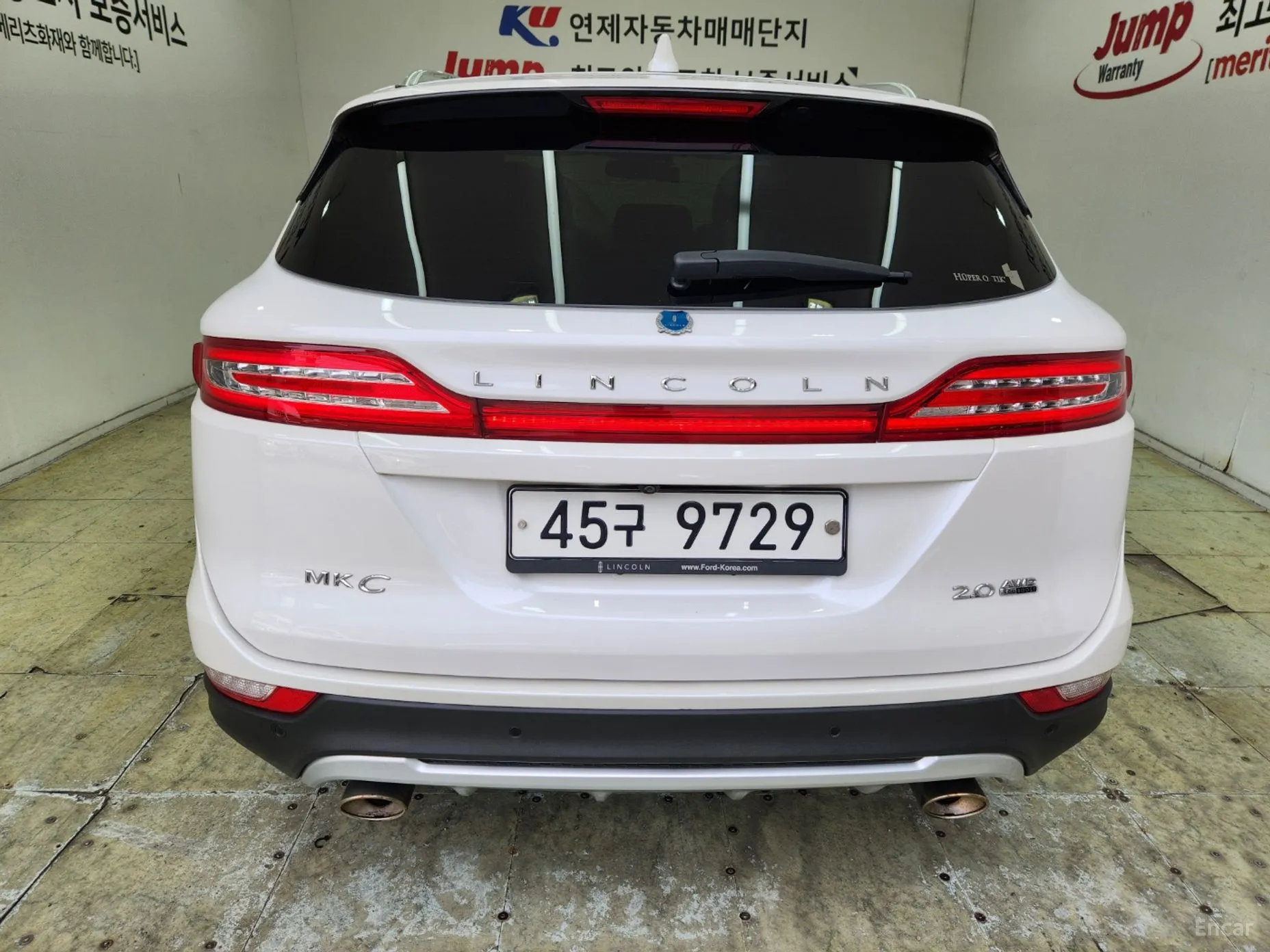Lincoln MKC превью 4