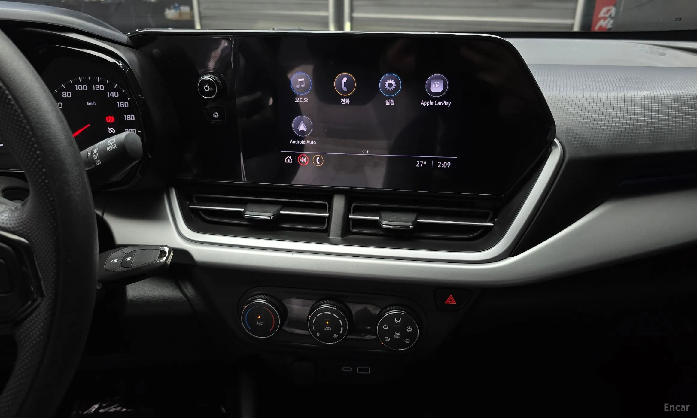 Chevrolet (GM Daewoo) Trax Crossover превью 16