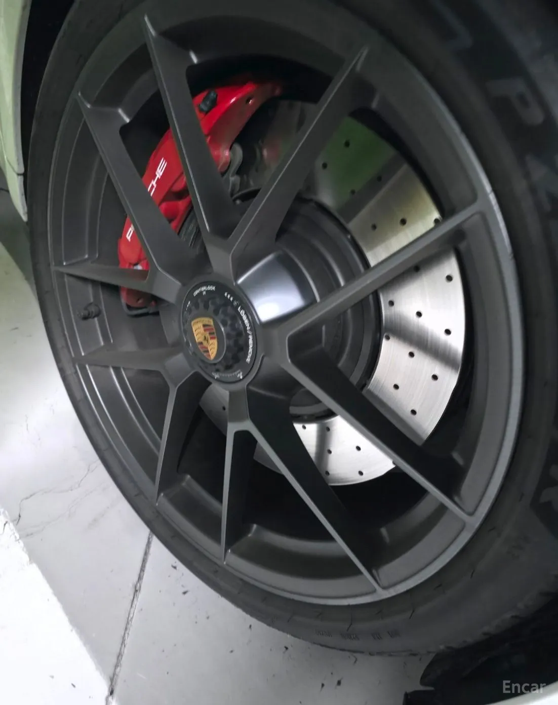 Porsche 911 (992) превью 3