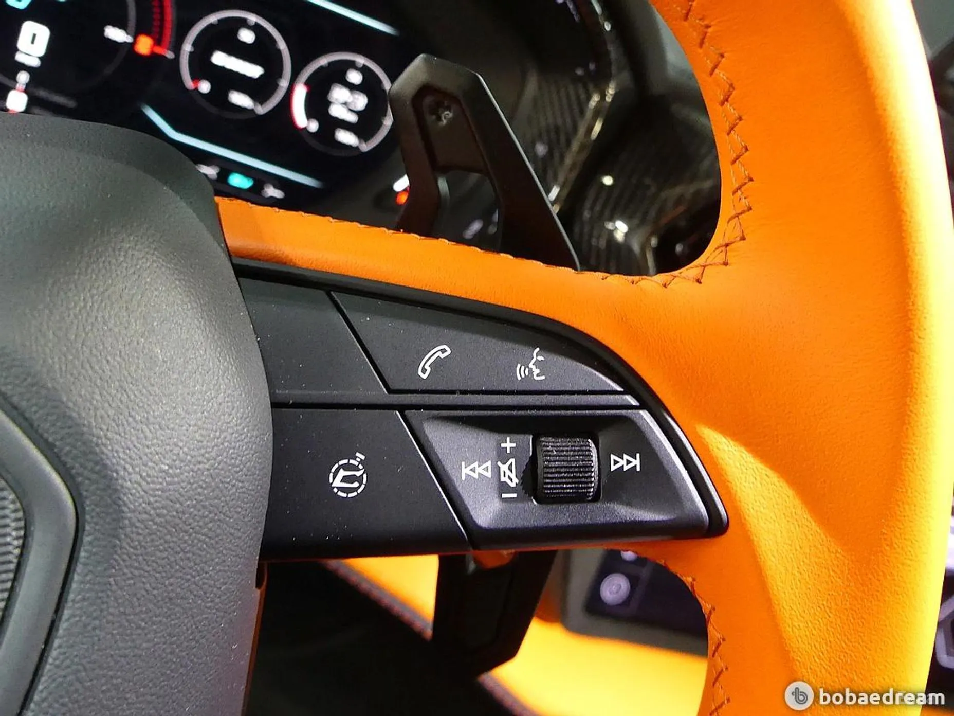 Lamborghini Urus превью 14