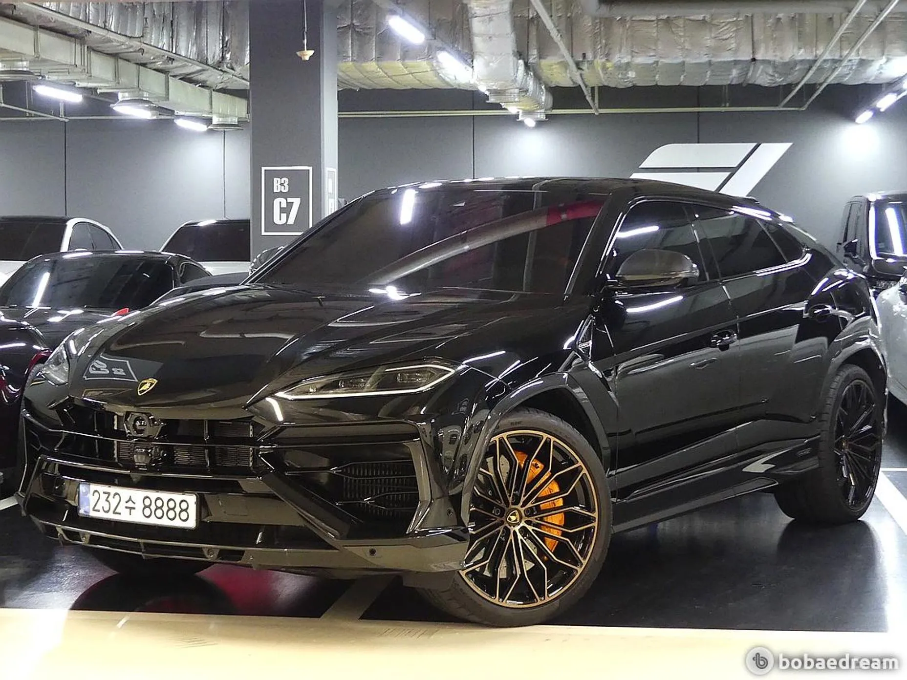 Lamborghini Urus