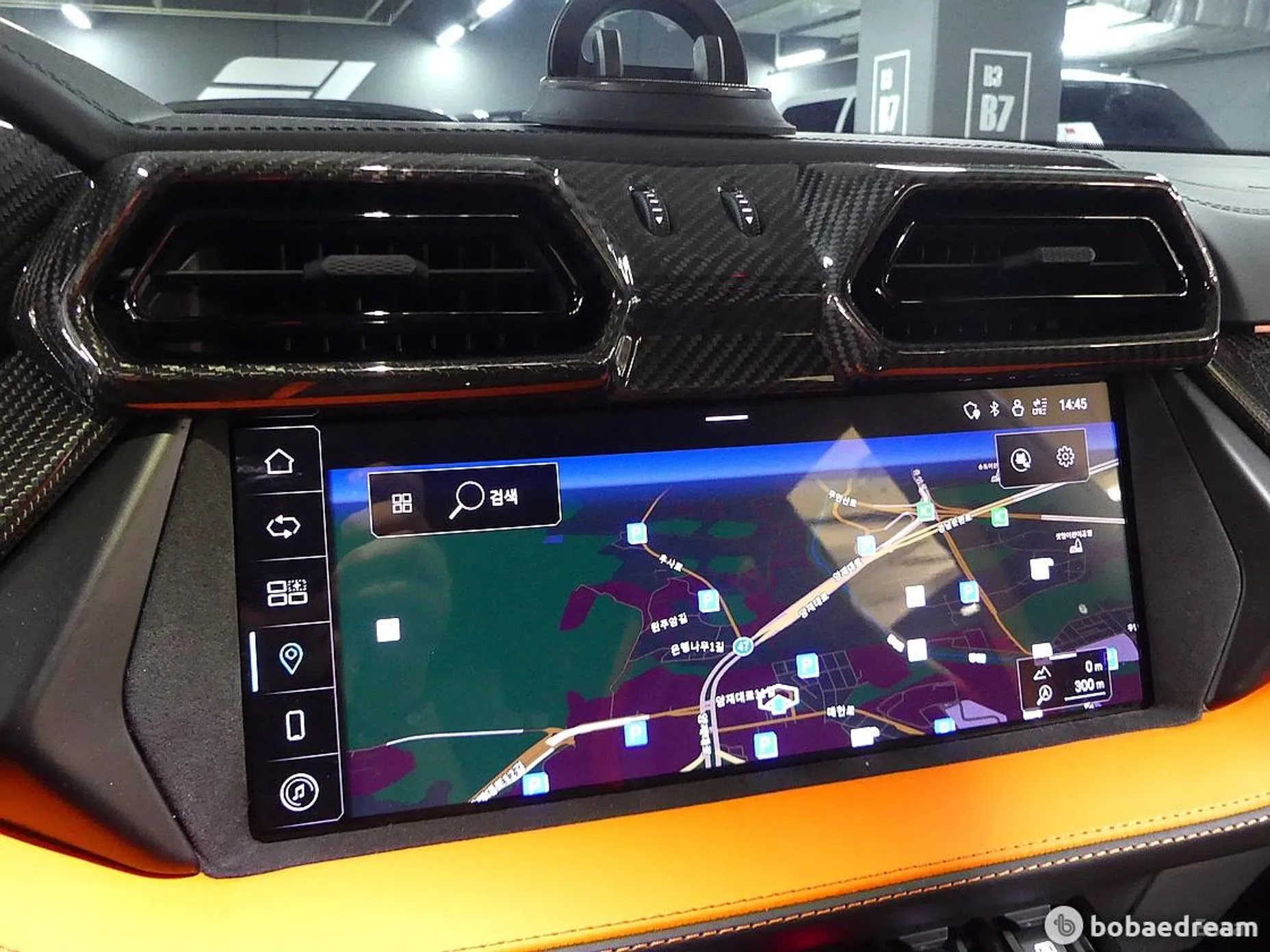 Lamborghini Urus превью 17