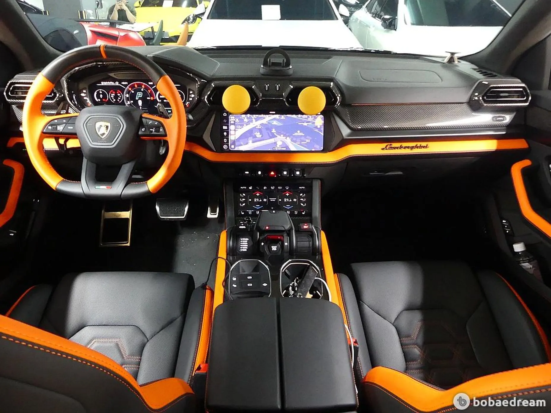 Lamborghini Urus превью 4