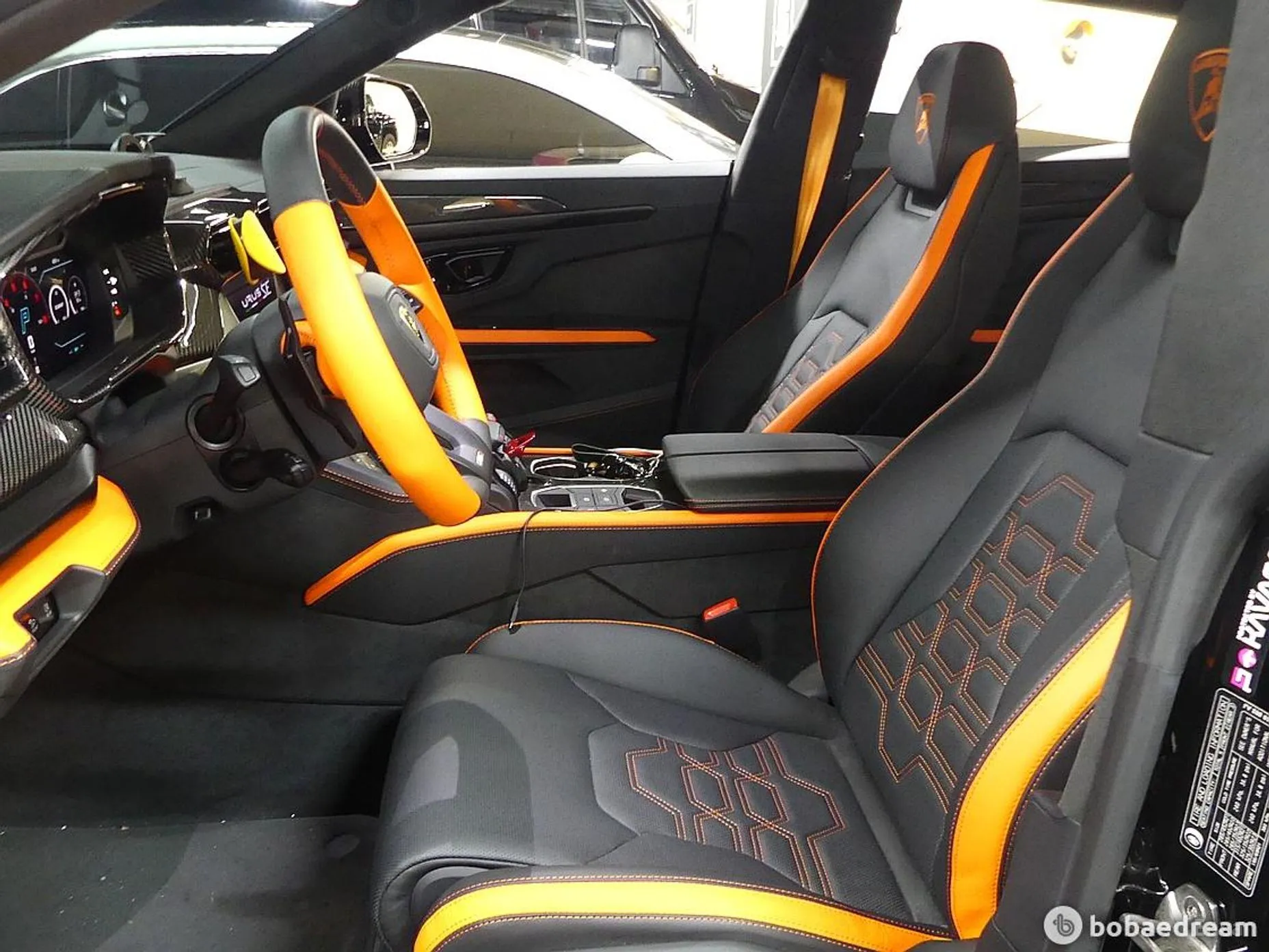 Lamborghini Urus превью 8