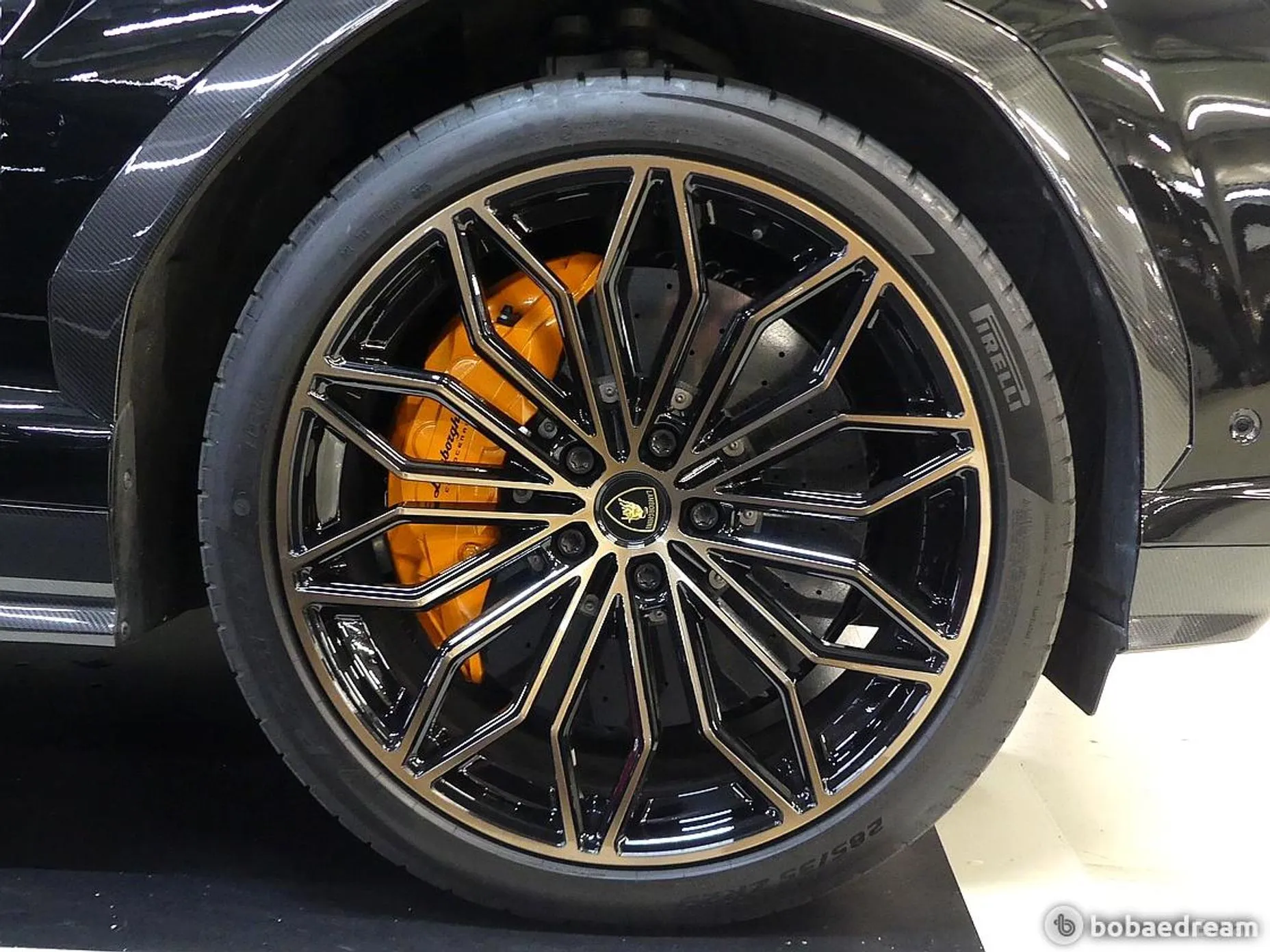 Lamborghini Urus превью 9