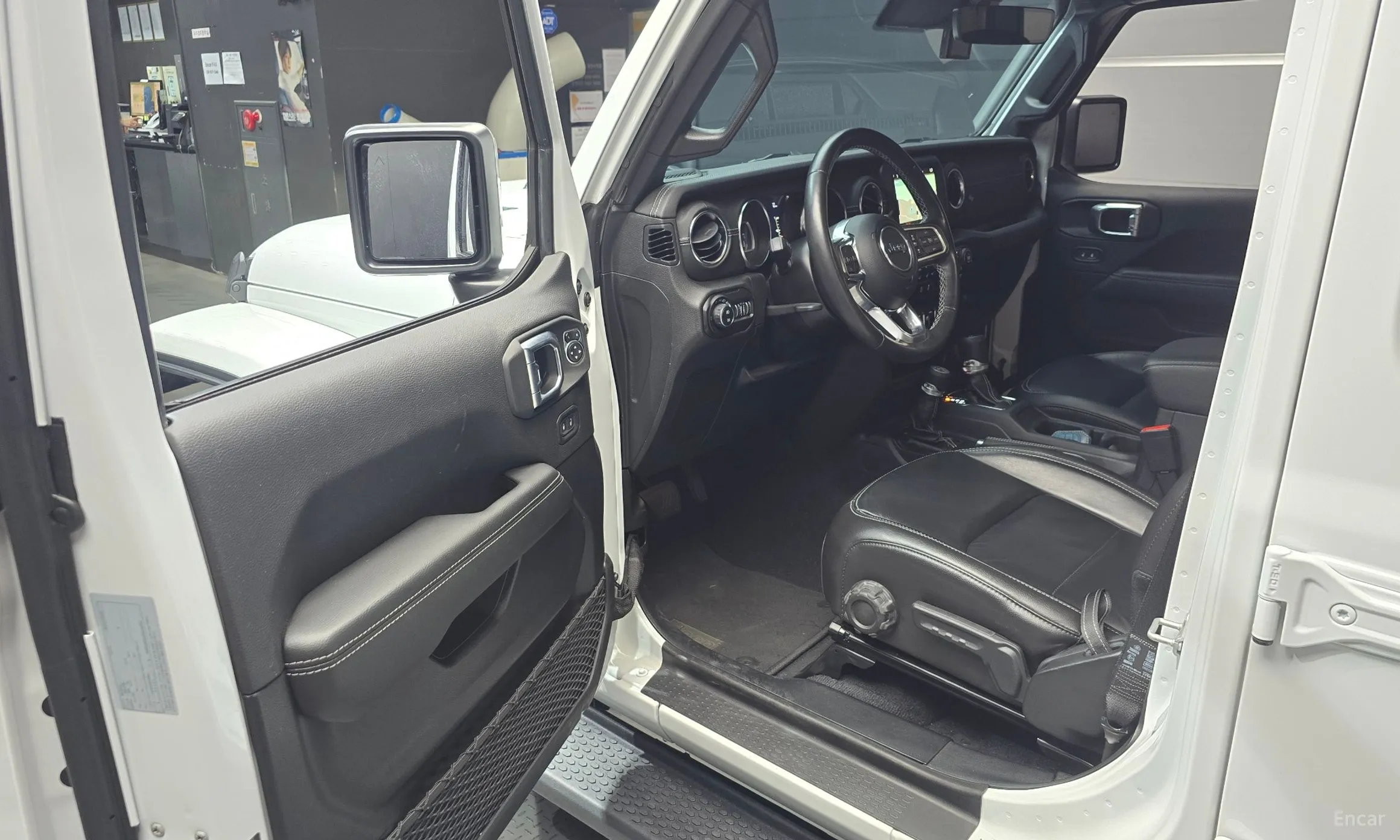 Jeep Wrangler (JL) превью 10
