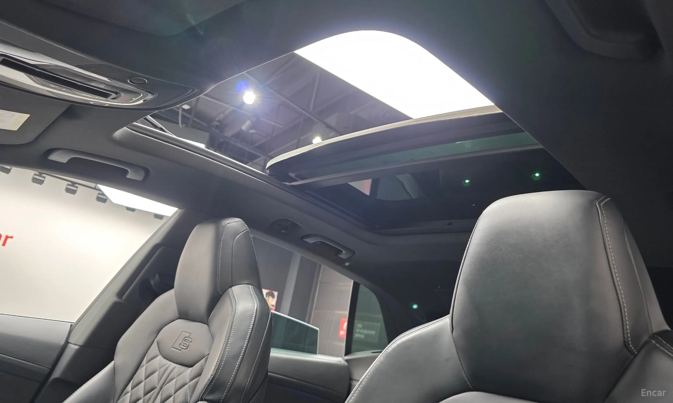 Audi Q8 (4M) превью 18