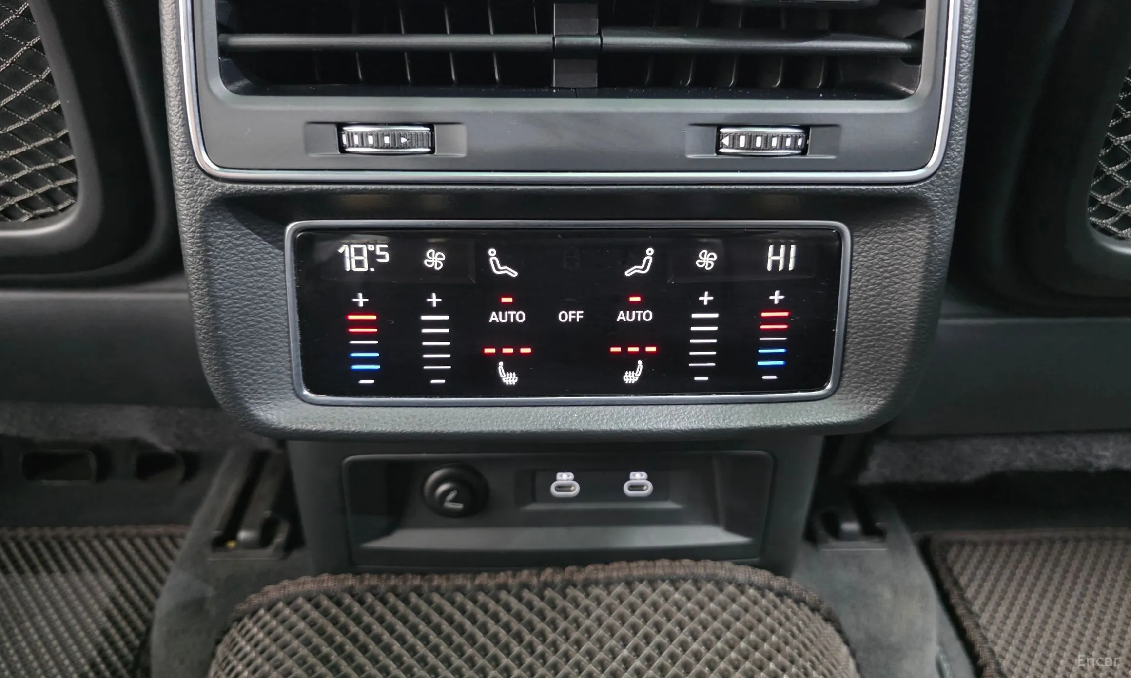 Audi Q8 (4M) превью 19