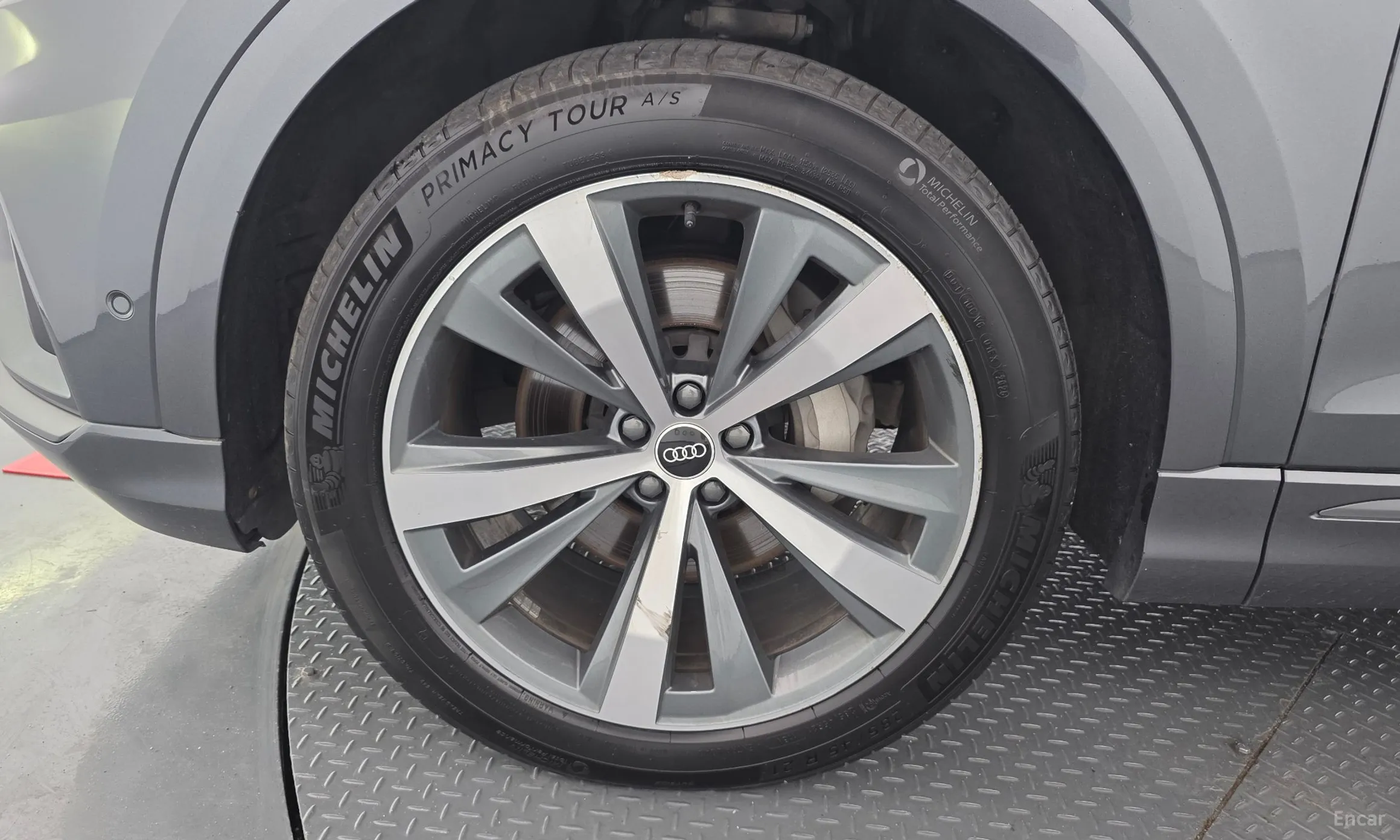 Audi Q8 (4M) превью 5
