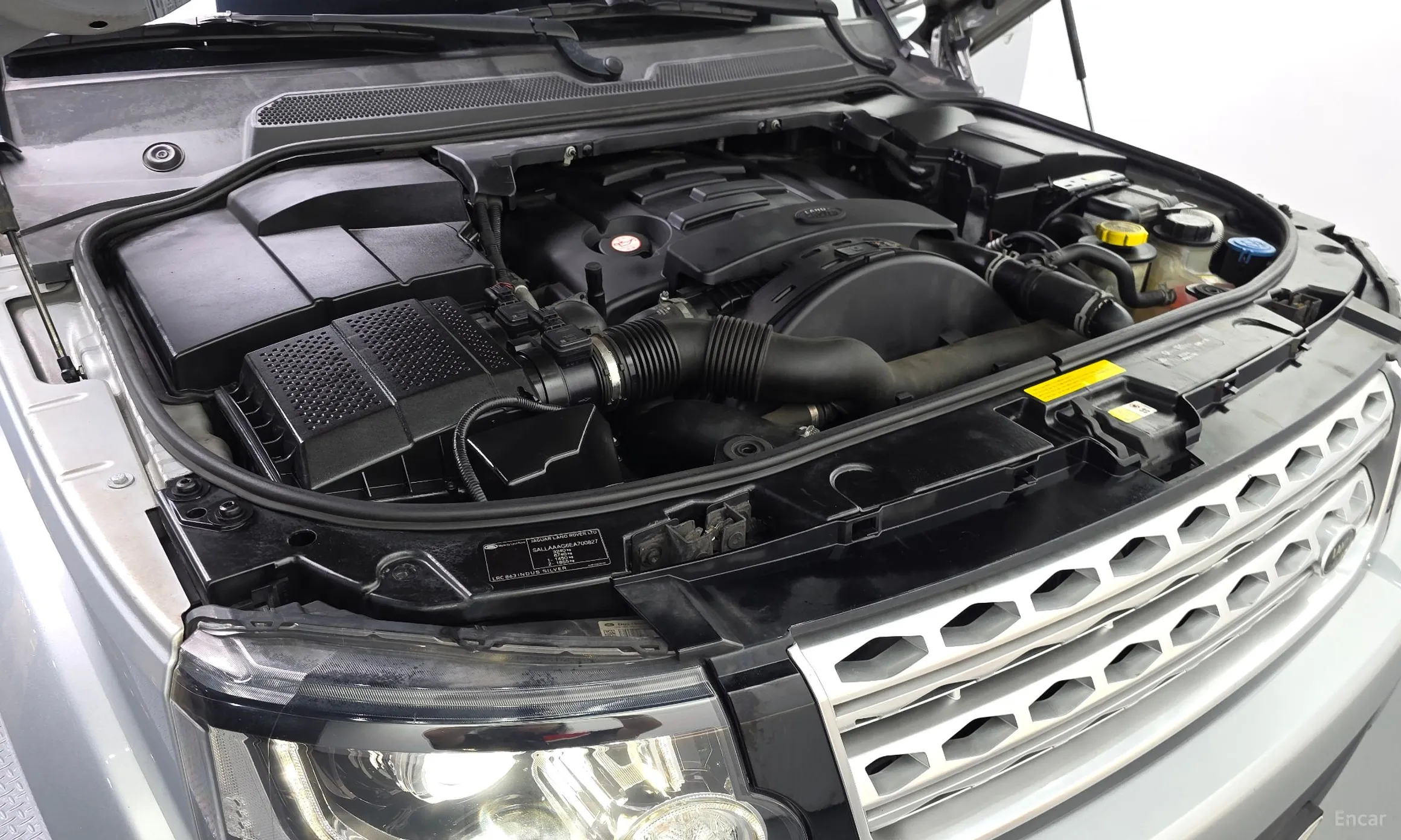 Land Rover Discovery 4 превью 6