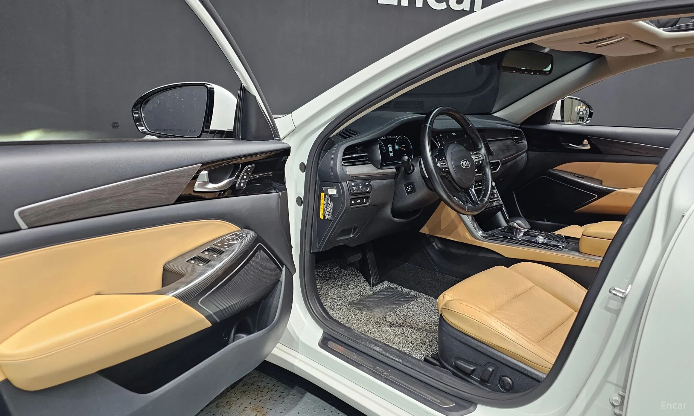 Kia K7 Premier превью 10