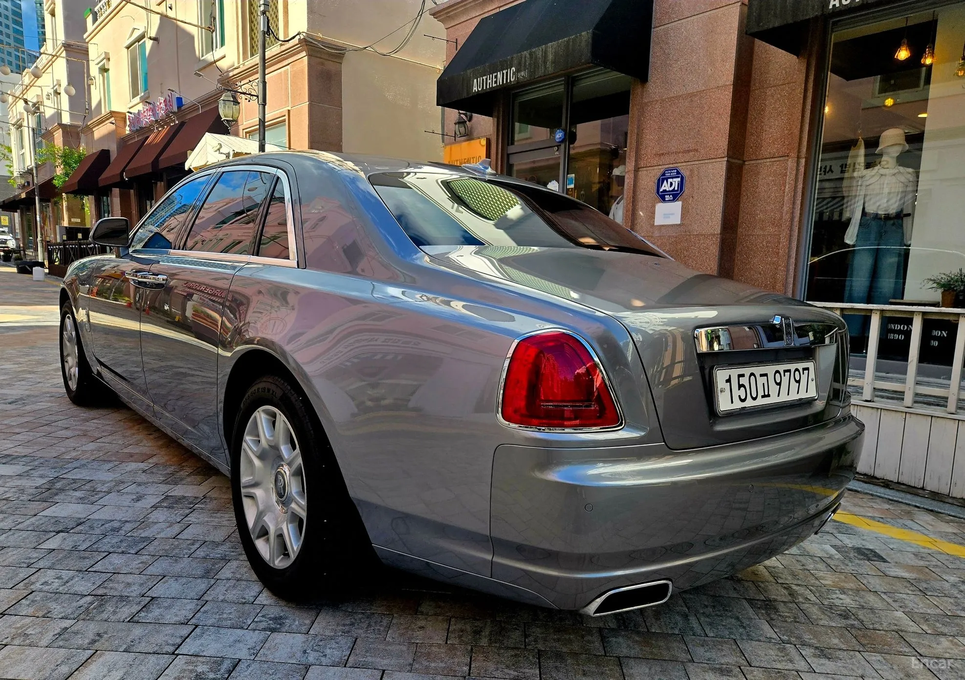 Rolls-Royce Ghost превью 6