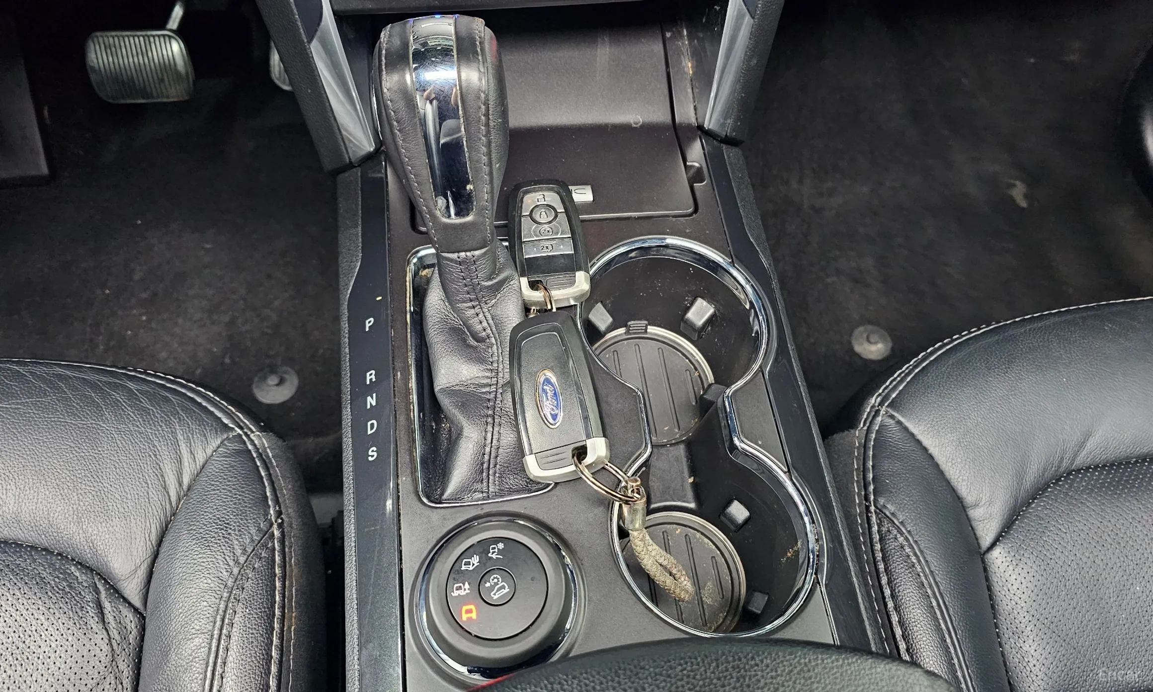 Ford Explorer превью 9