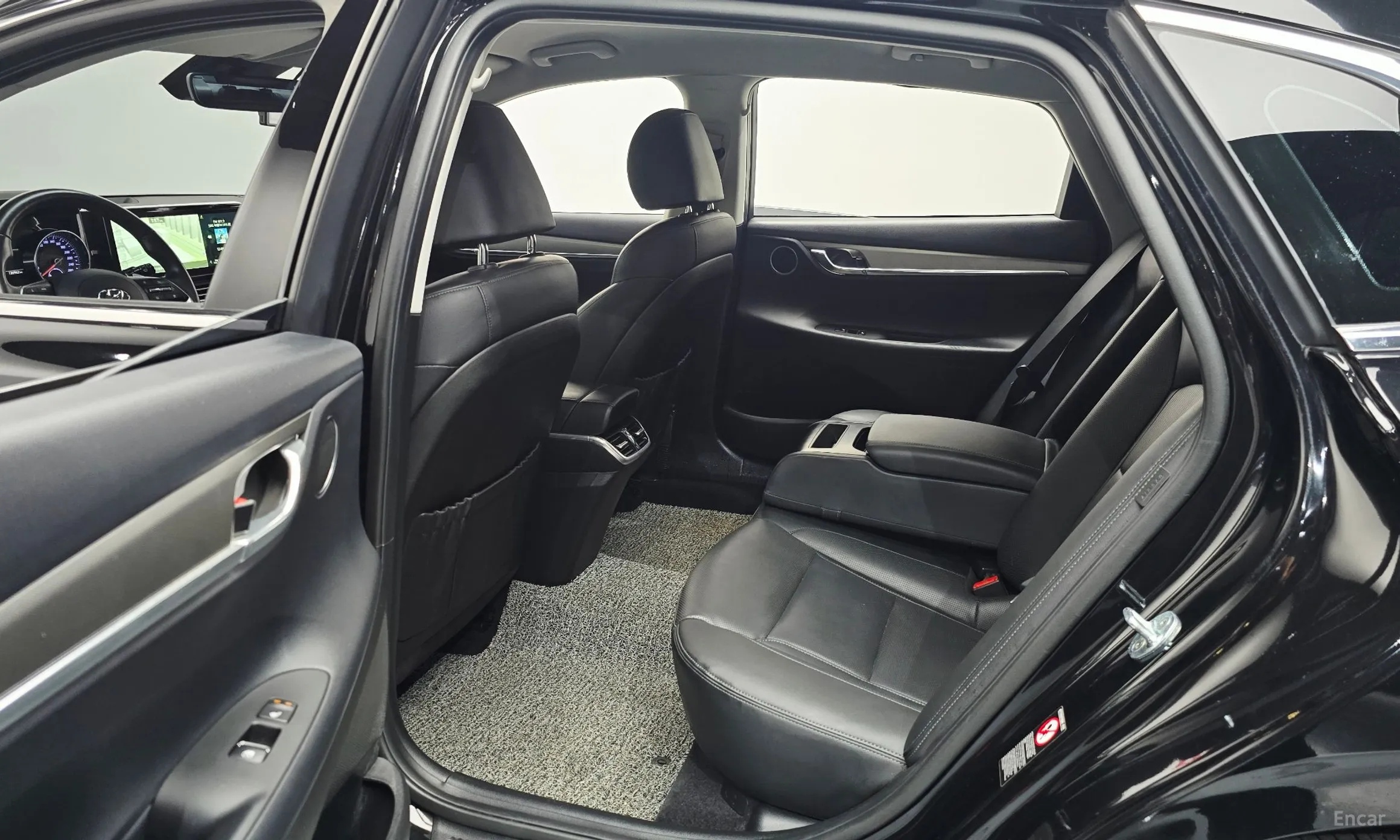 Hyundai Grandeur IG превью 11
