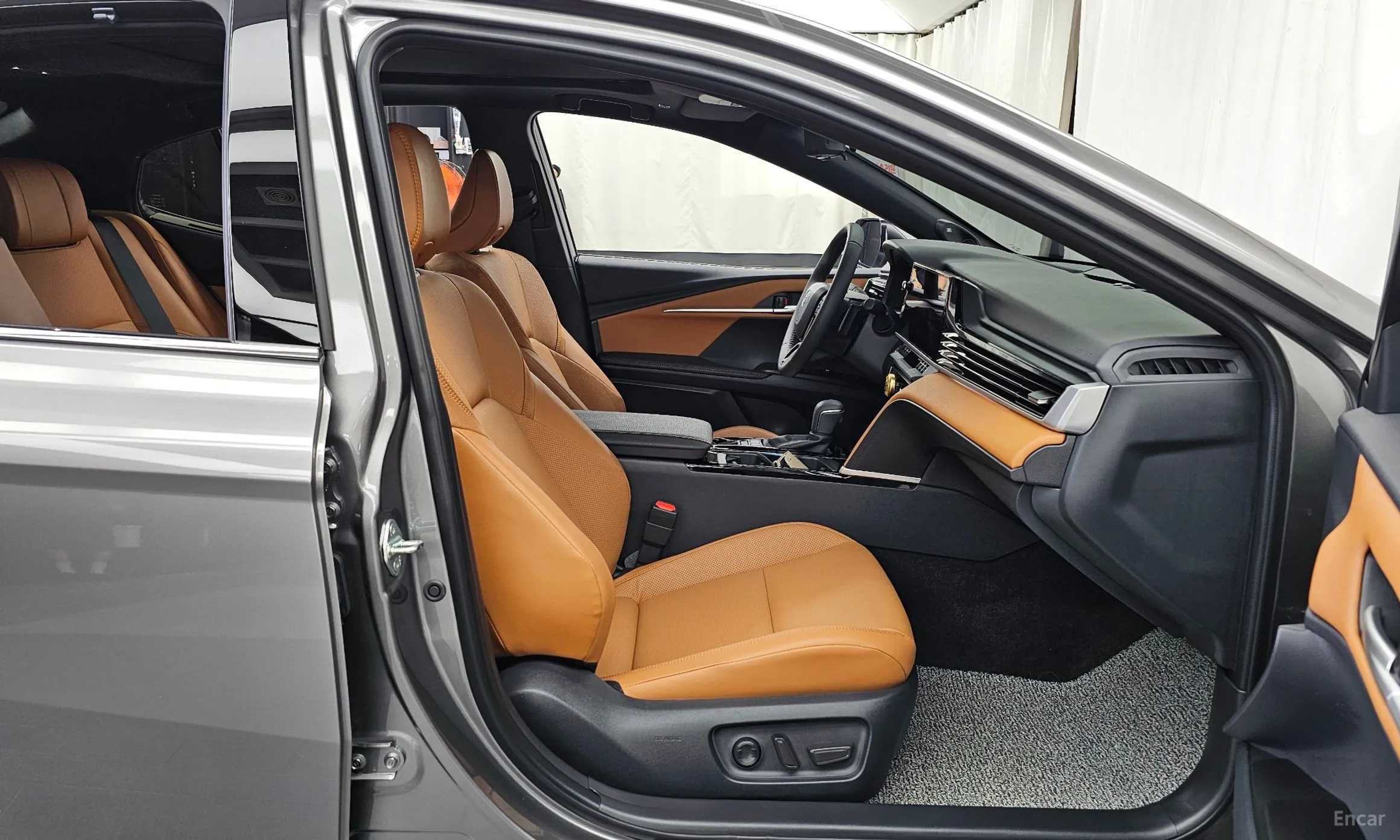Toyota Camry (XV80) превью 11