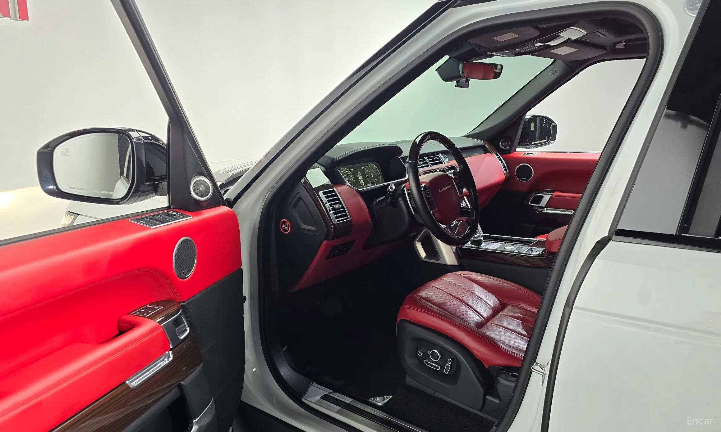 Land Rover Range Rover 4th Generation превью 10