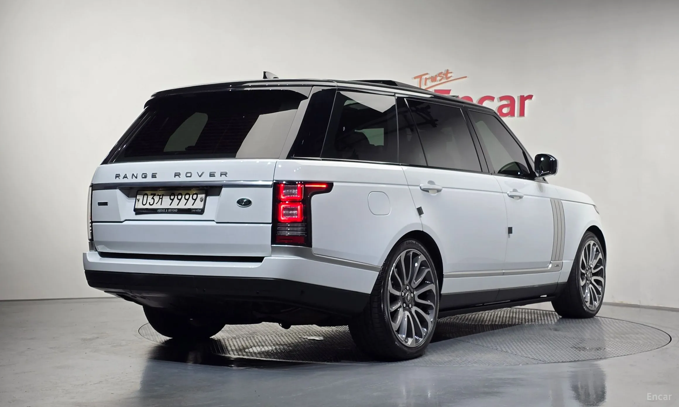 Land Rover Range Rover 4th Generation превью 2