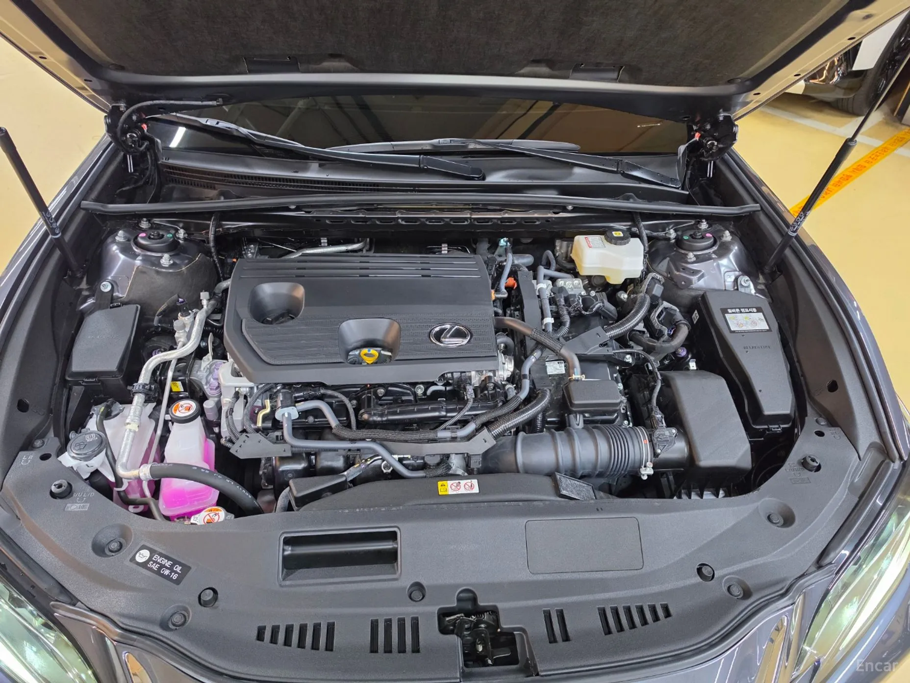 Lexus ES300h 7th Generation превью 6