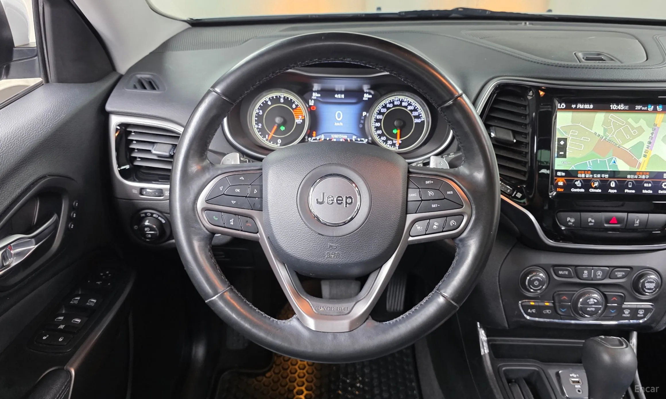 Jeep Cherokee (KL) превью 14