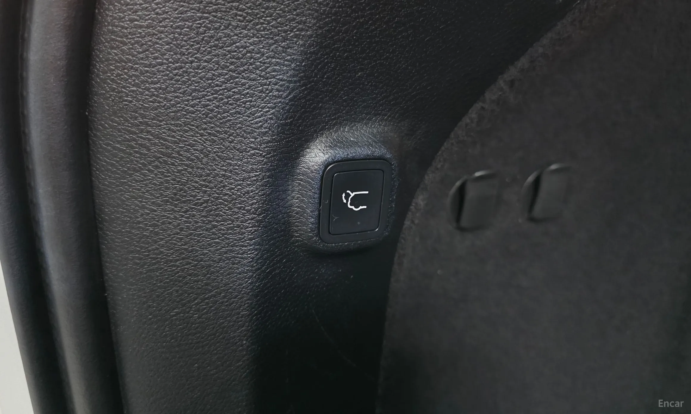 Jeep Cherokee (KL) превью 17
