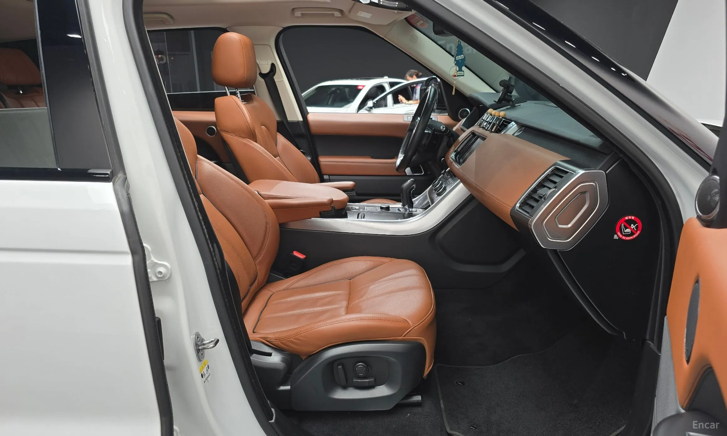 Land Rover Range Rover Sport 2nd Generation превью 11